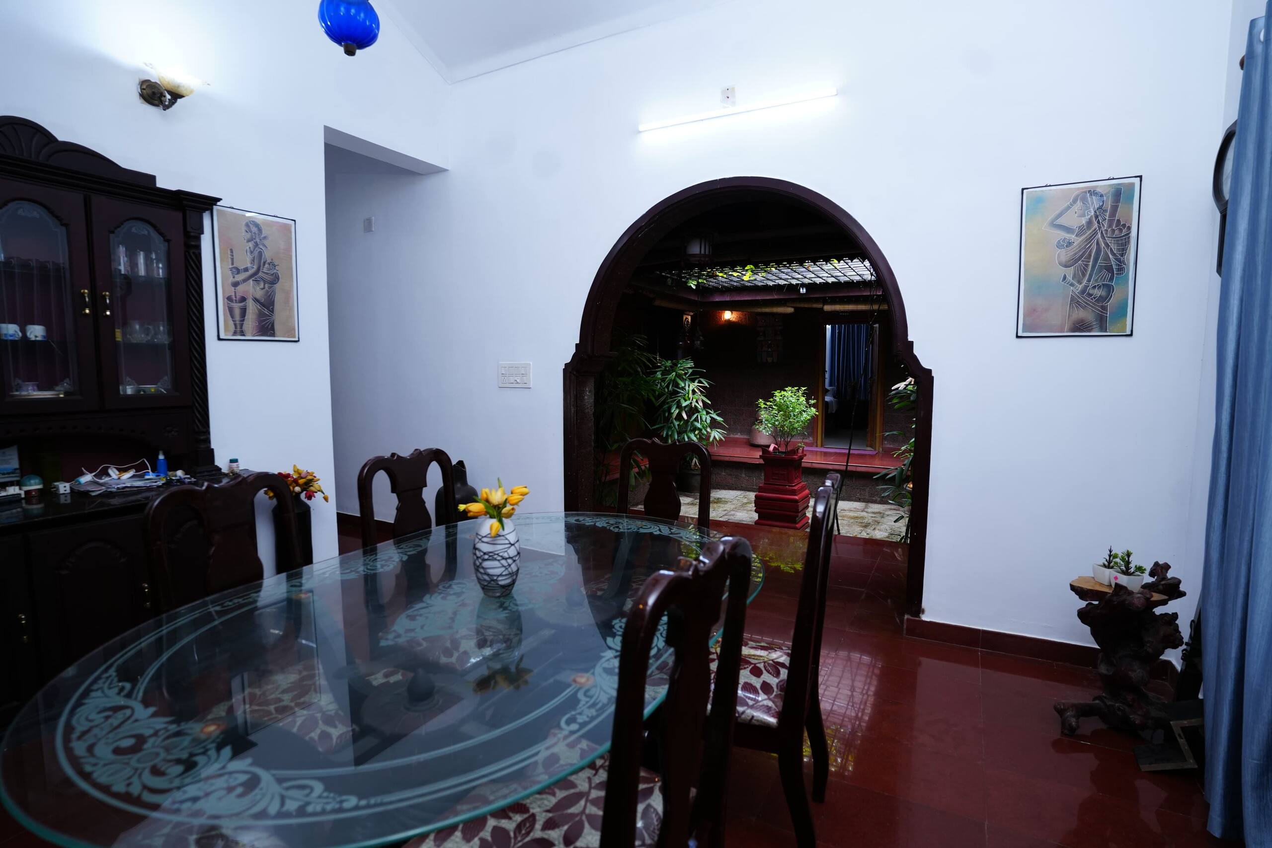 Guruvayoor courtyard illam Heritage l 4BH AC VILLA 11