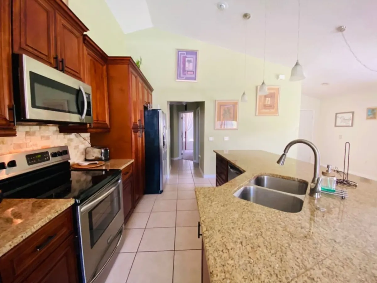 Charming Family Villa in Southern Dunes Golf & Country Club! 5