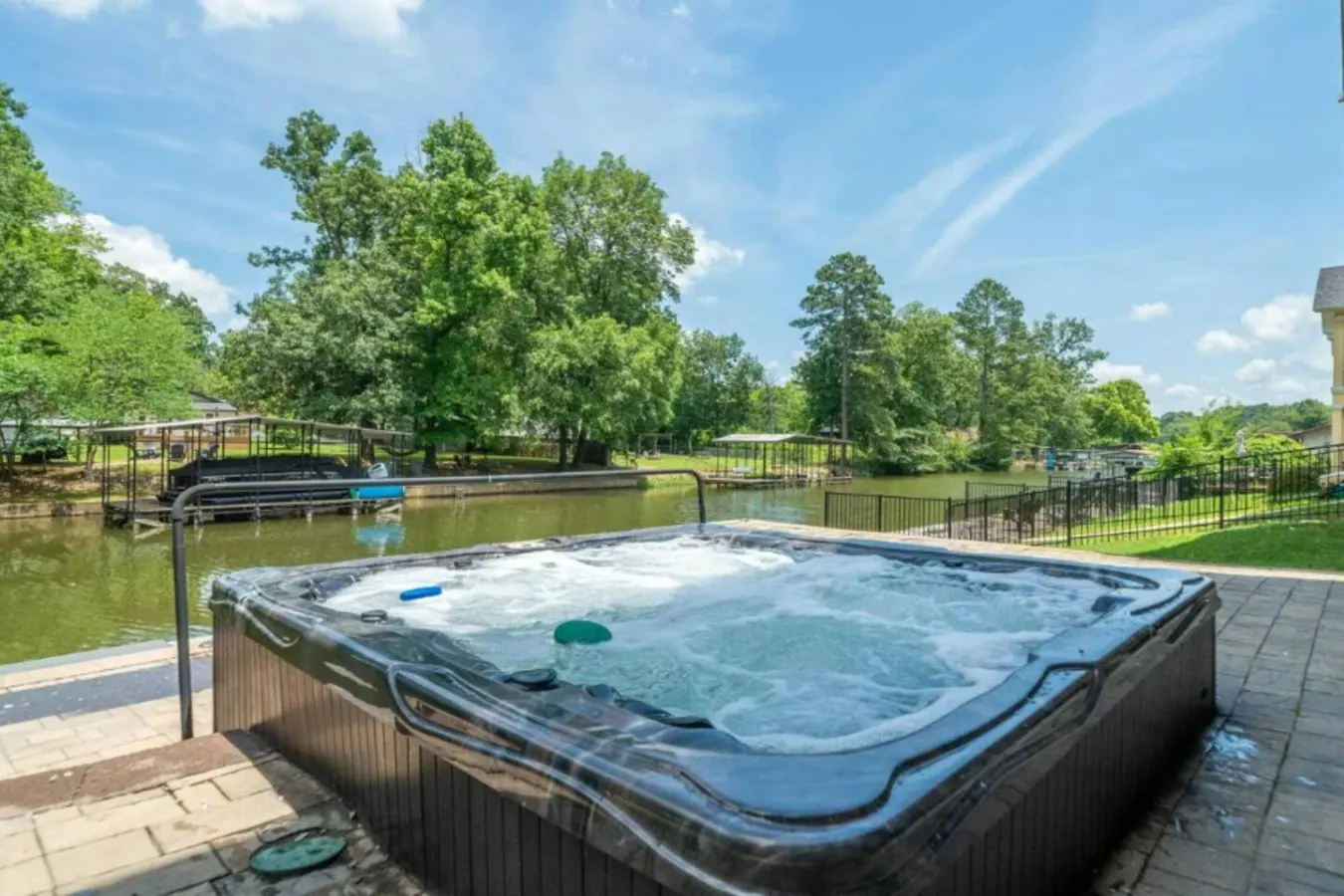 Long Beach Lake House 1
