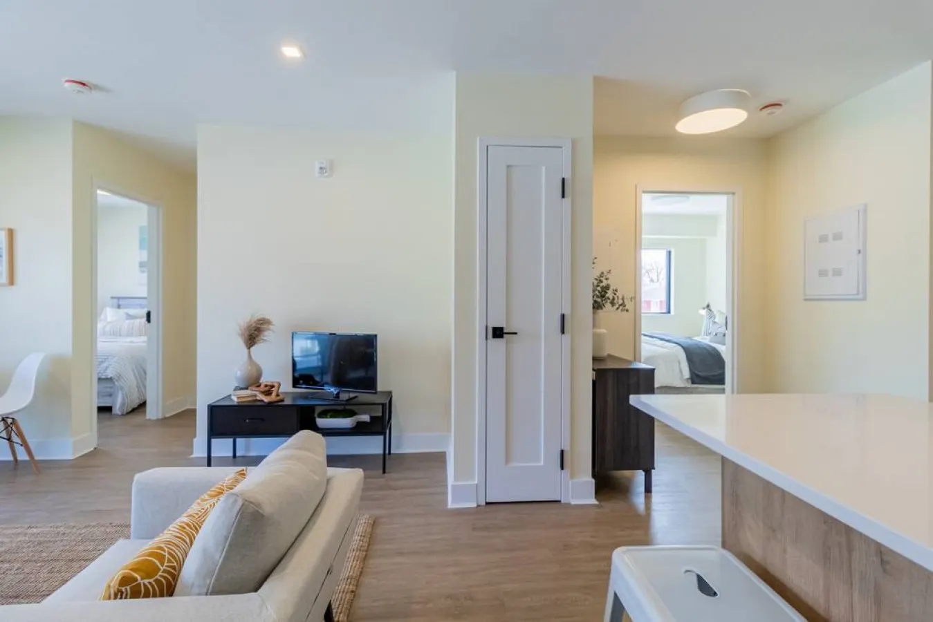 Sandbar Room 206 The Bend Condo on Main Strip - The Sandbar 206 14