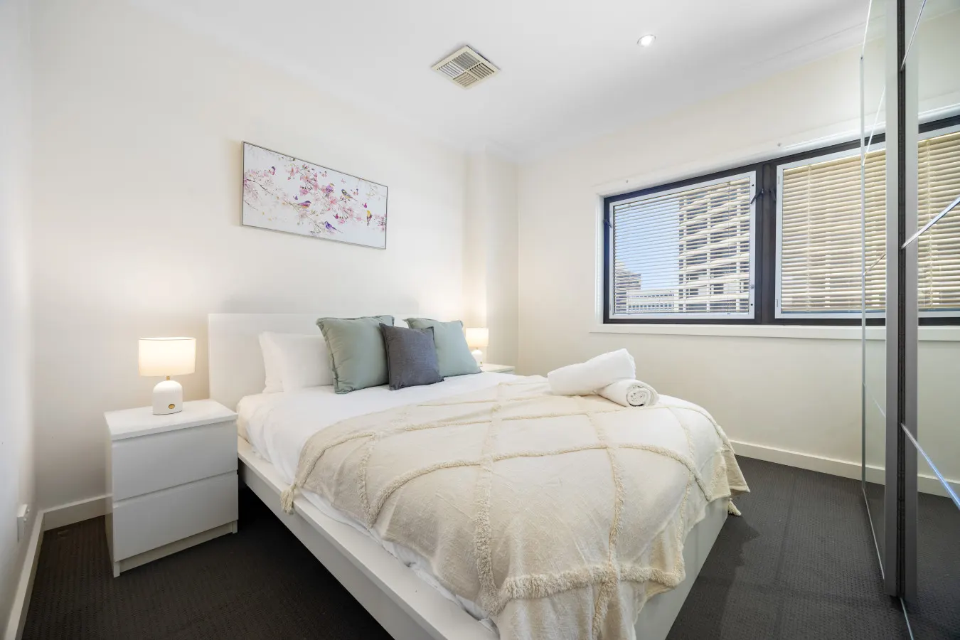 Highlife on Grenfell - 3BR, Wifi, Workspace