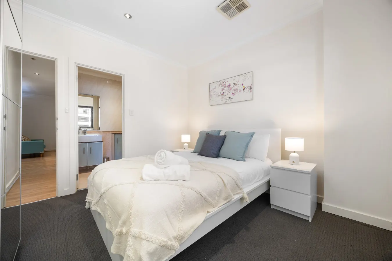 Highlife on Grenfell - 3BR, Wifi, Workspace 18