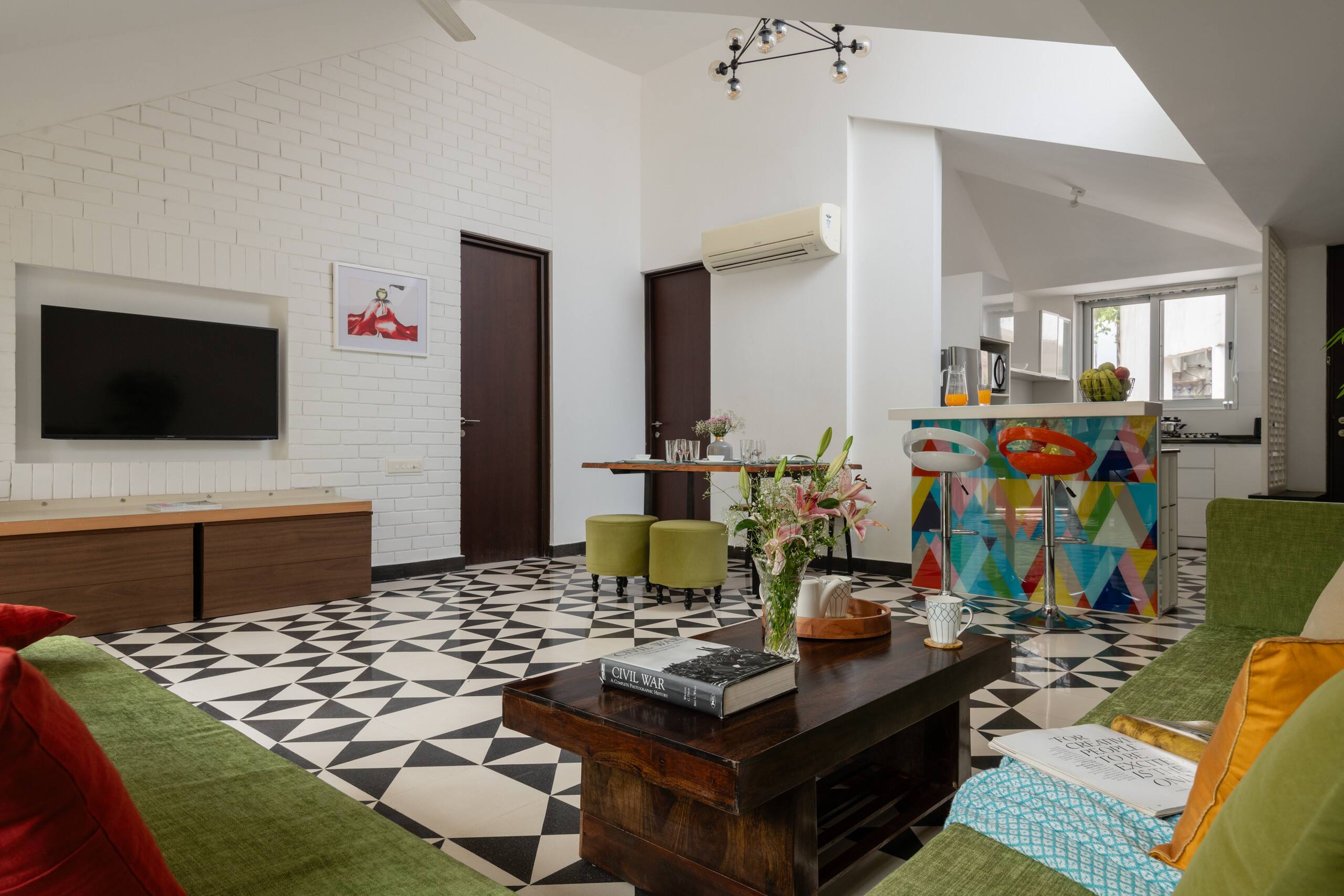 ElArbol | Skylight Apt | WiFI | Ac Balcony 7