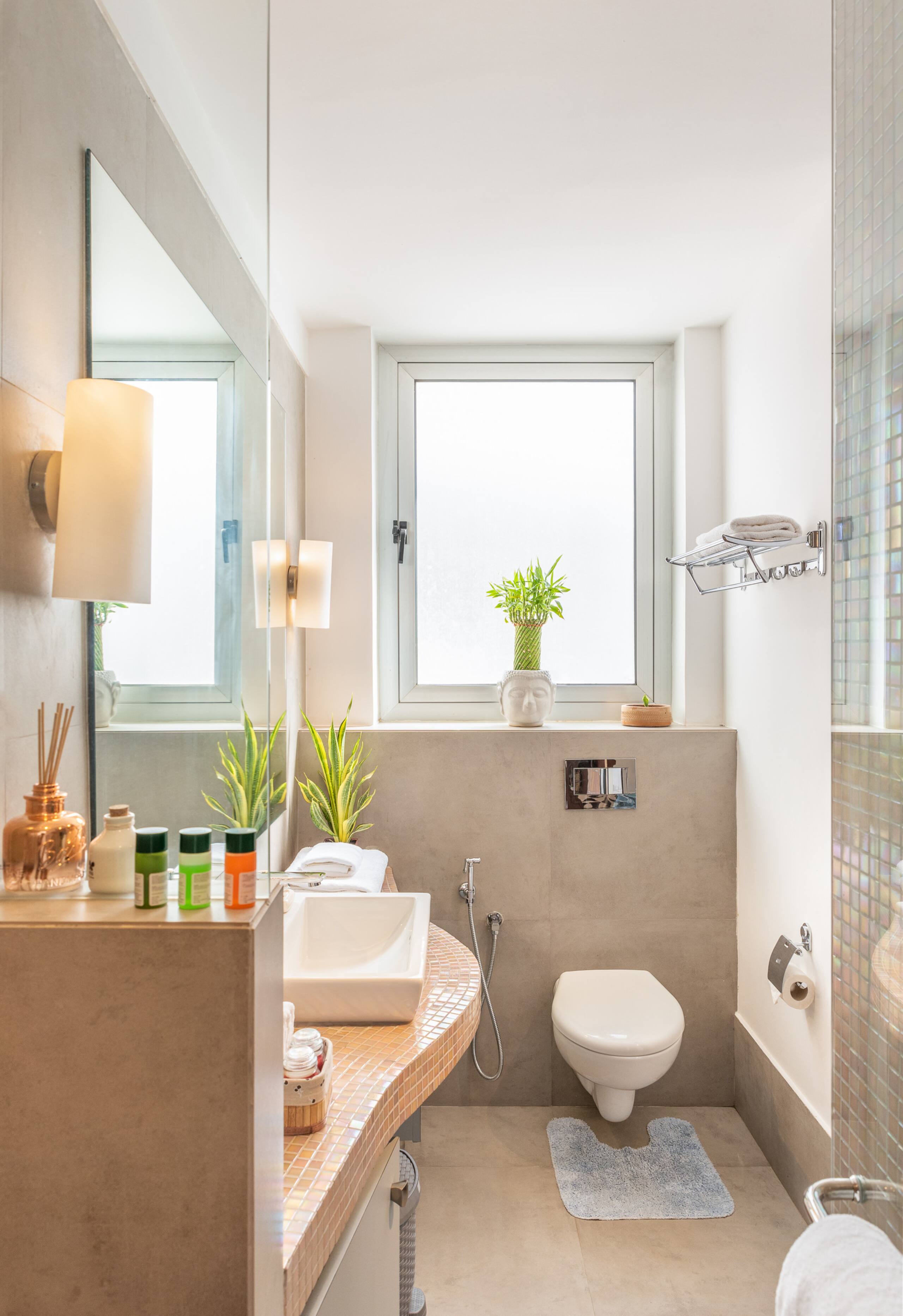 ElArbol | Skylight Apt | WiFI | Ac Balcony 15
