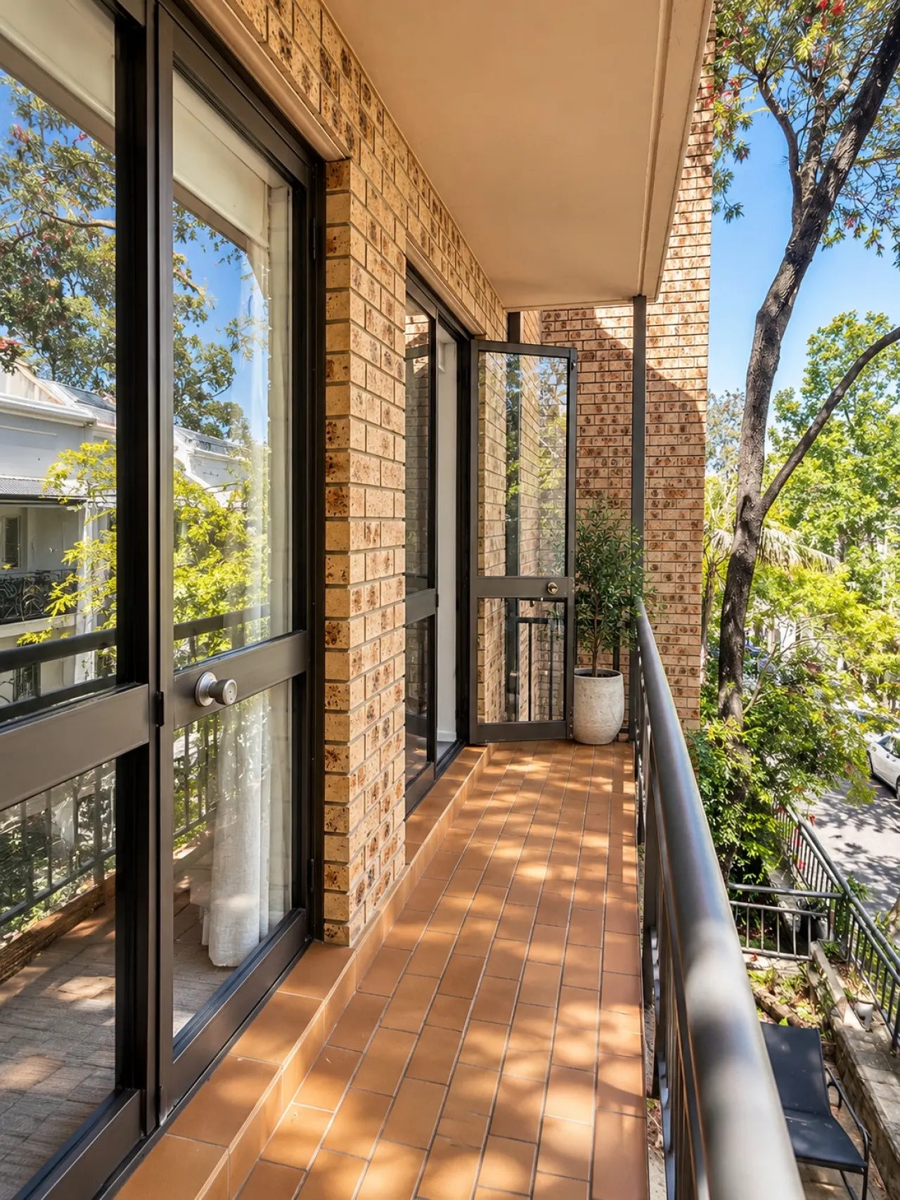 Inner City Surry Hills Living 14