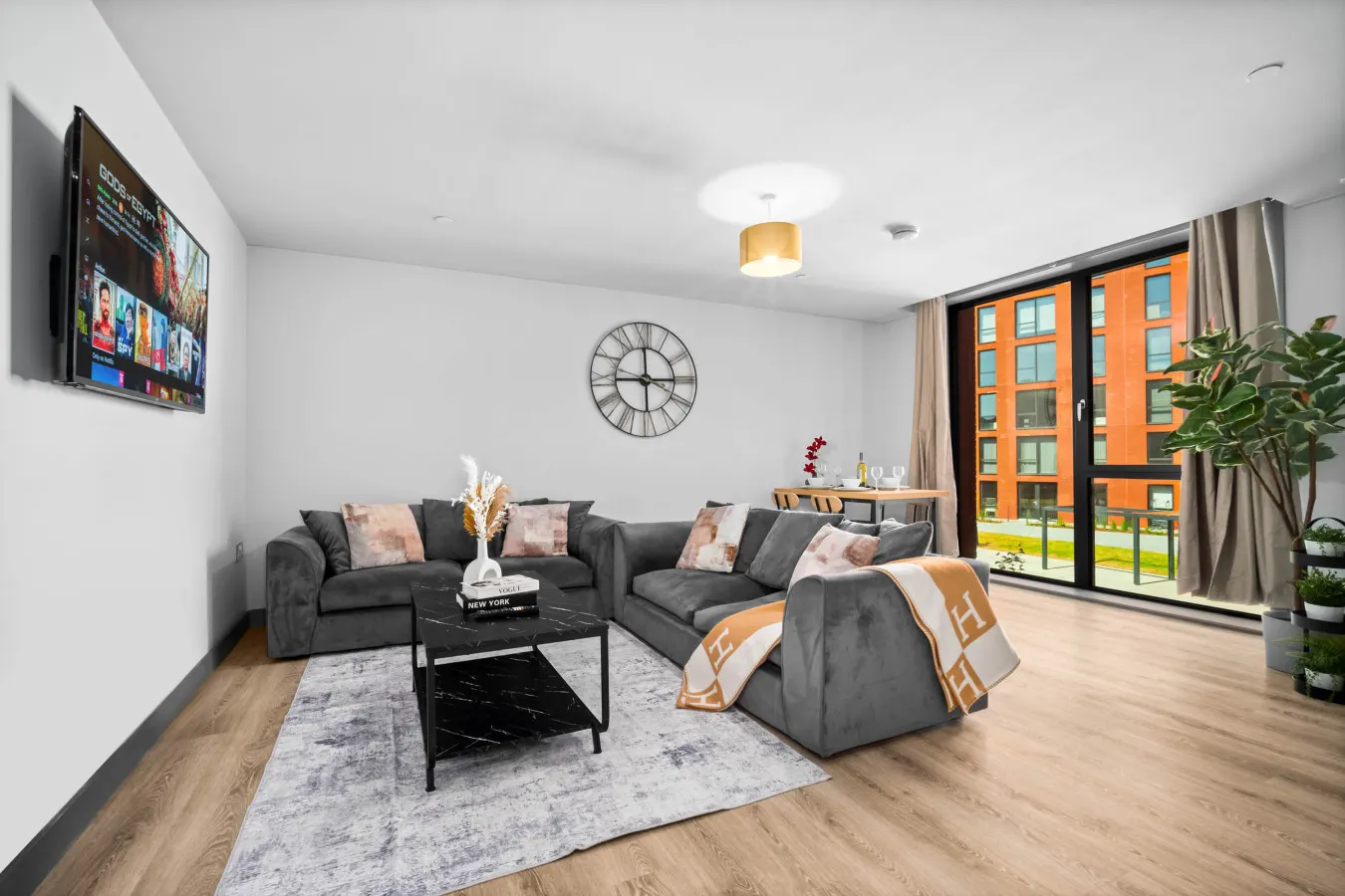 Elegant Two Bedroom Apartment - Fast WiFi - Netflix - Jewellery Quarter