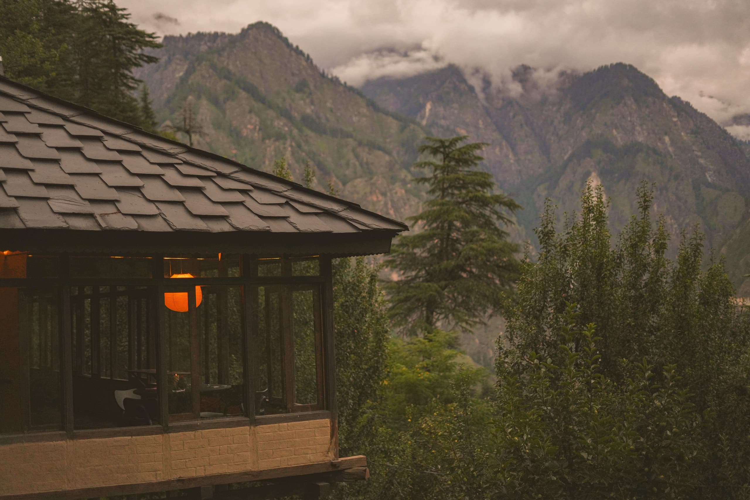 The Slow-life Cottage & Bonnfire near Kasol 26