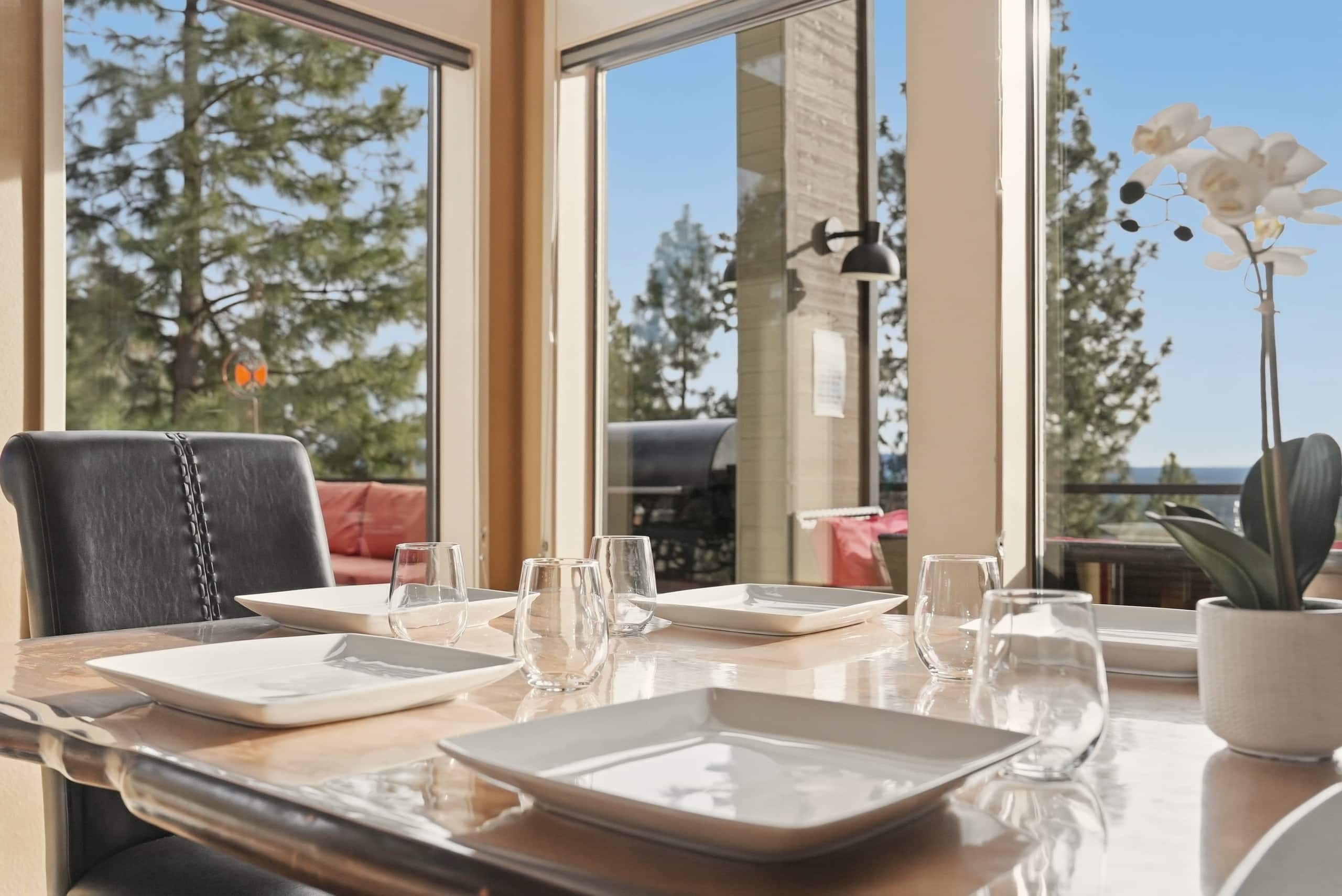 Executive Lodge w/ Hot Tub & Views, Bend 28