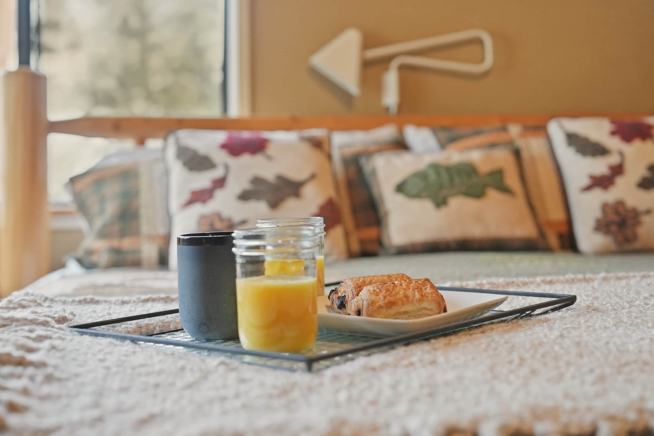 Executive Lodge w/ Hot Tub & Views, Bend 35