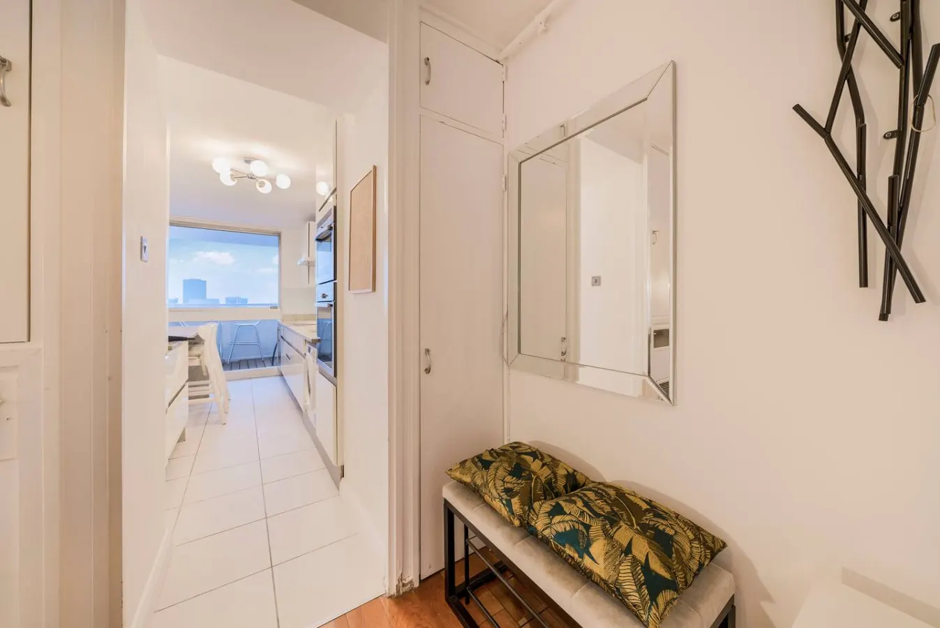2-Bed Marylebone Skyline Views BBQ & Balcony 14