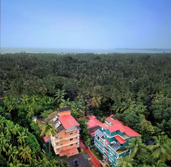 Treehouse Nova Premium Unit & swimming Pool 18