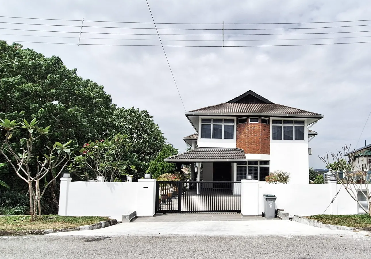 Serene Seremban Town Hilltop Garden Villa 4