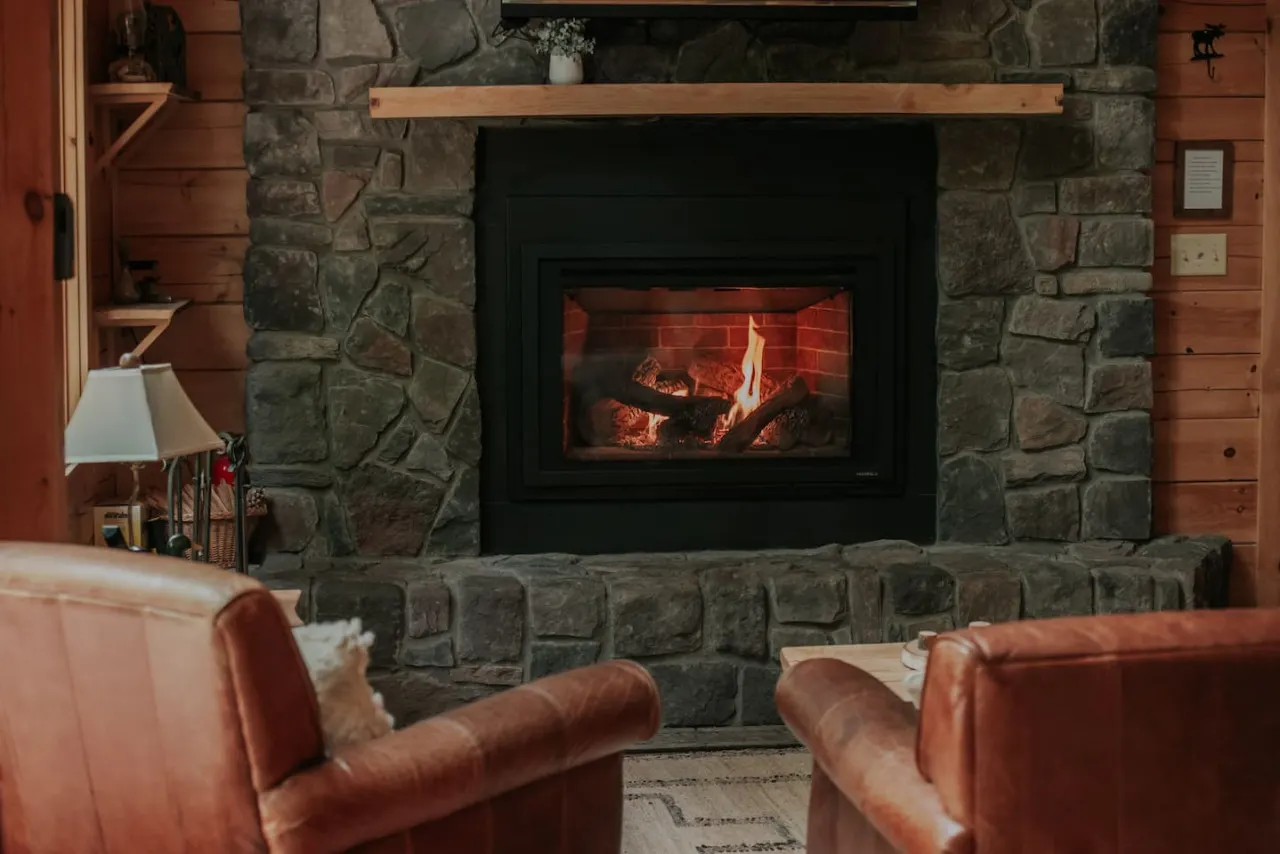Woodsy Maine getaway, by Sunday River with New Hot Tub 9