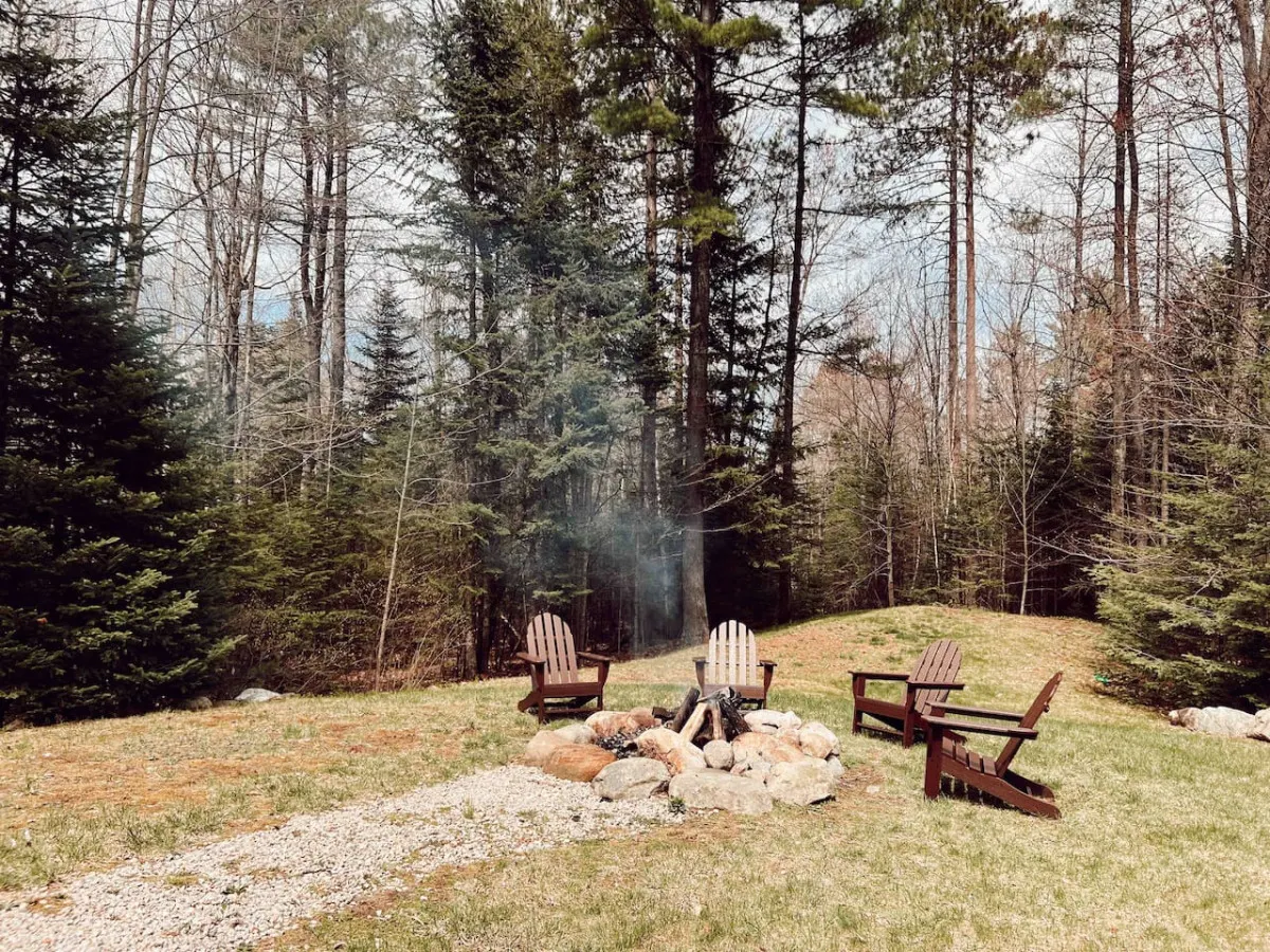 Woodsy Maine getaway, by Sunday River with New Hot Tub 6