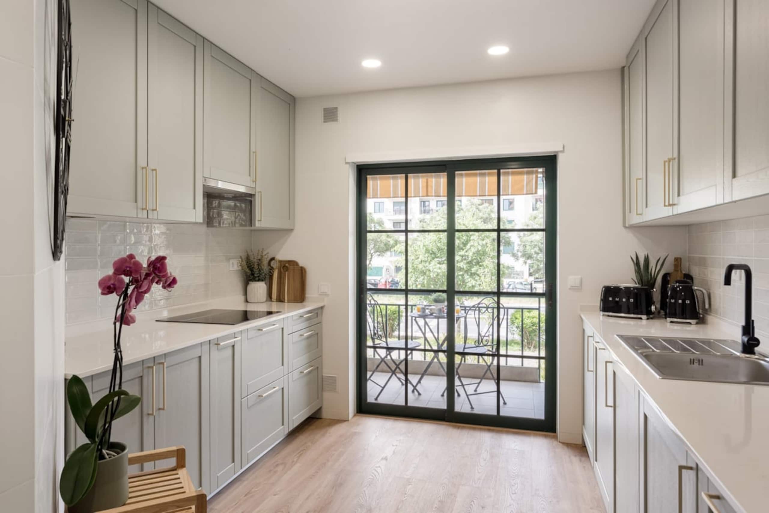 Carcavelos Terrace & Beach Apartment 14