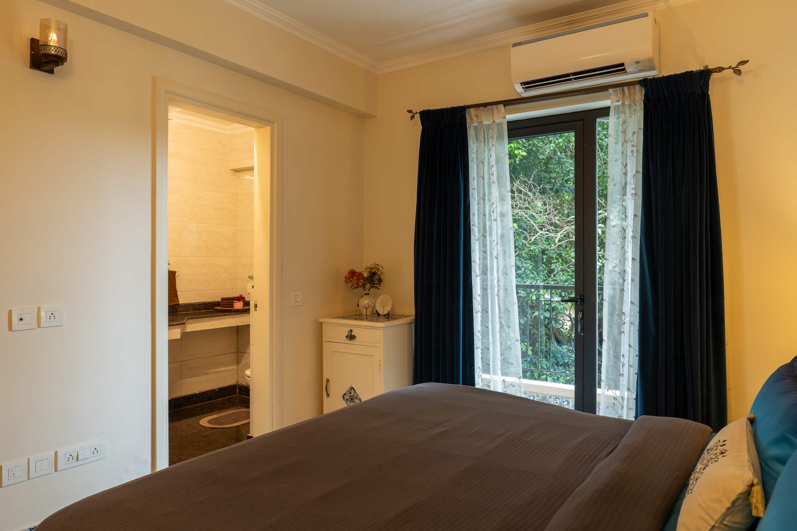 House of Nirvana | Poolside 2BHK in Siolim 17