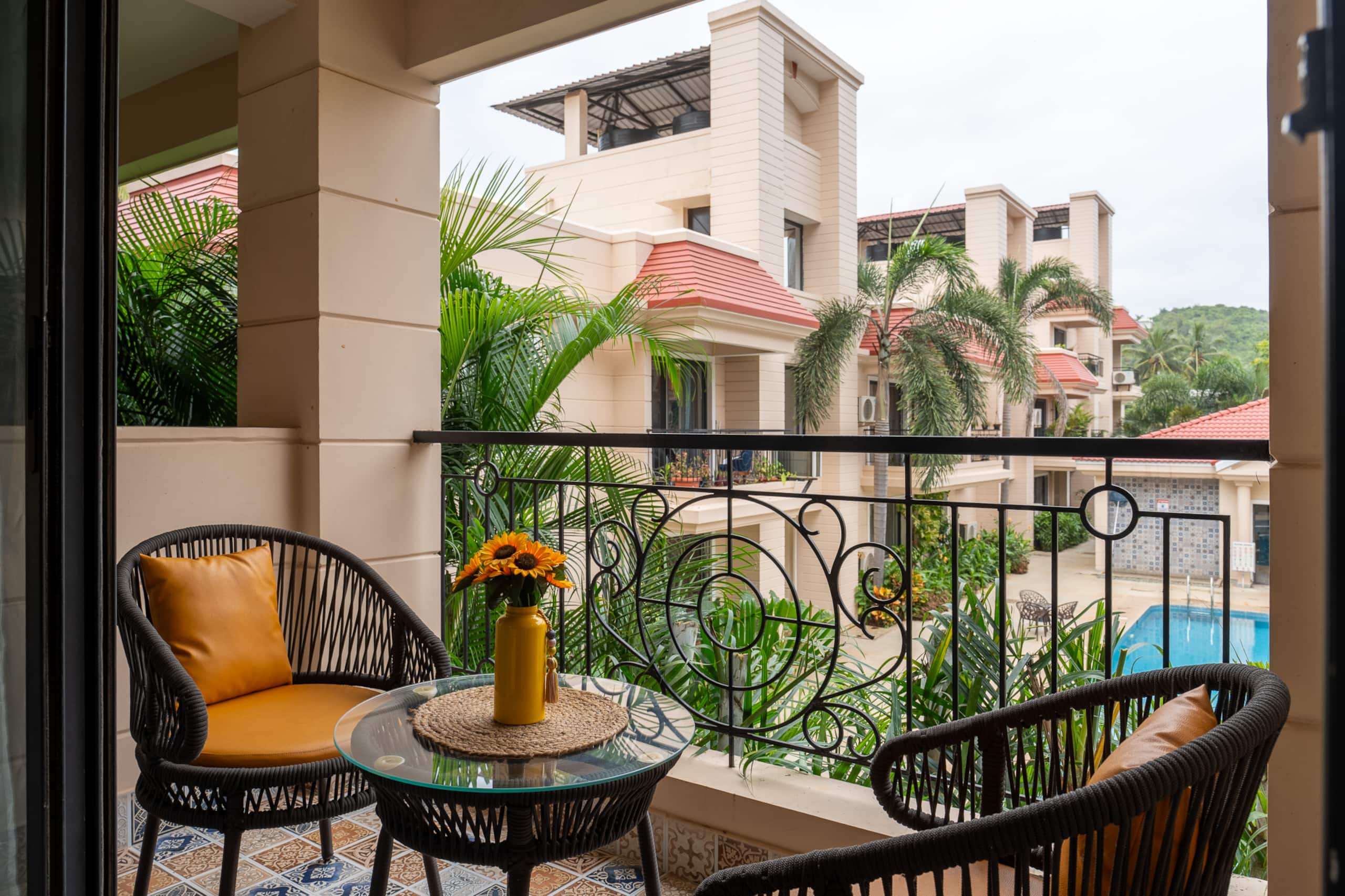 House of Nirvana | Poolside 2BHK in Siolim 30