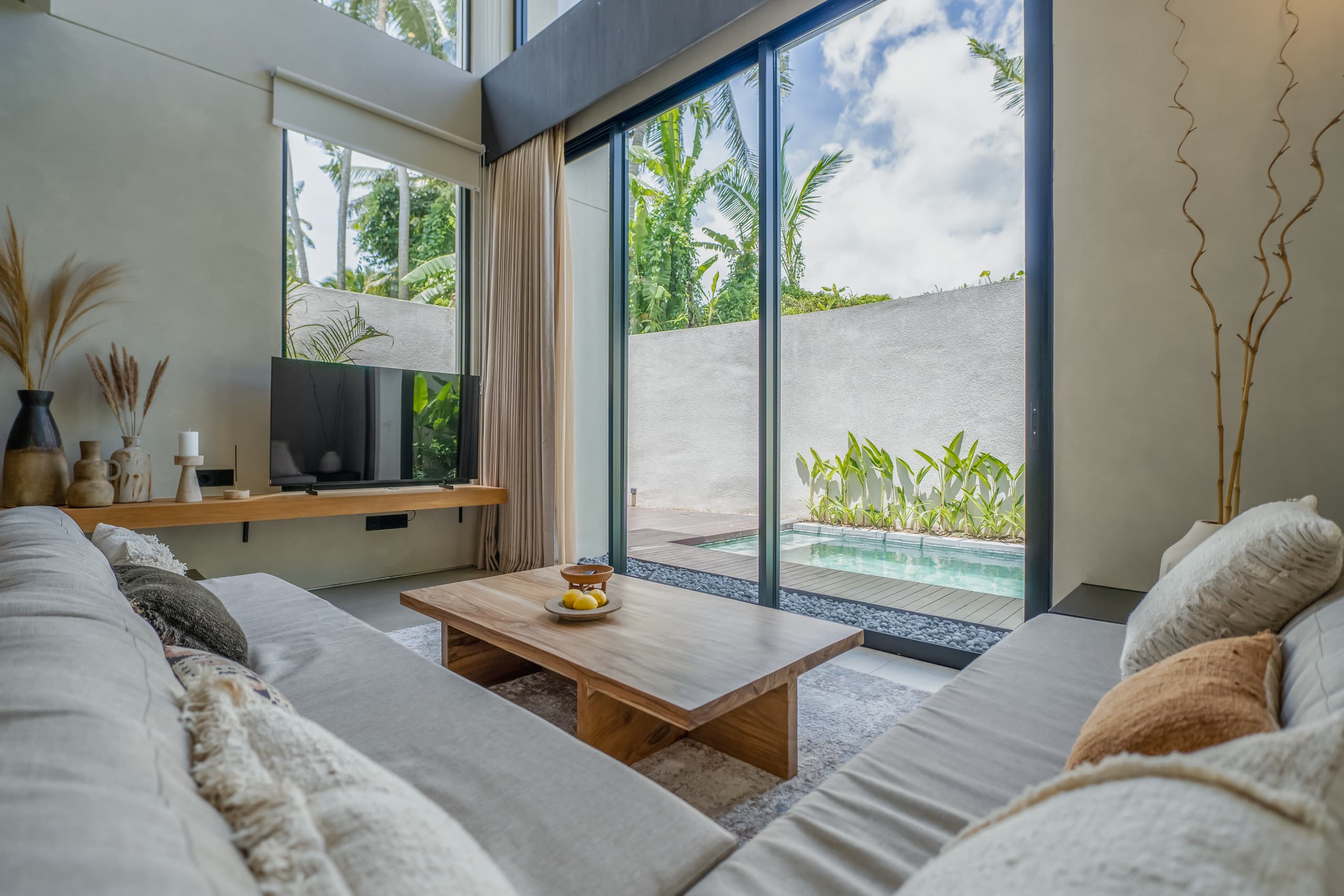 Modern One Bedroom Villa — photo 2