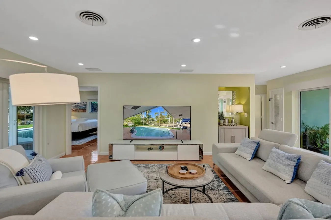 Waterfront Serenity Heated Pool & BBQ Koi Pond 11