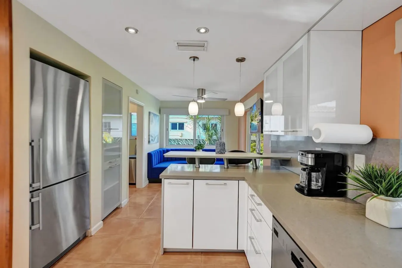 Waterfront Serenity Heated Pool & BBQ Koi Pond 16