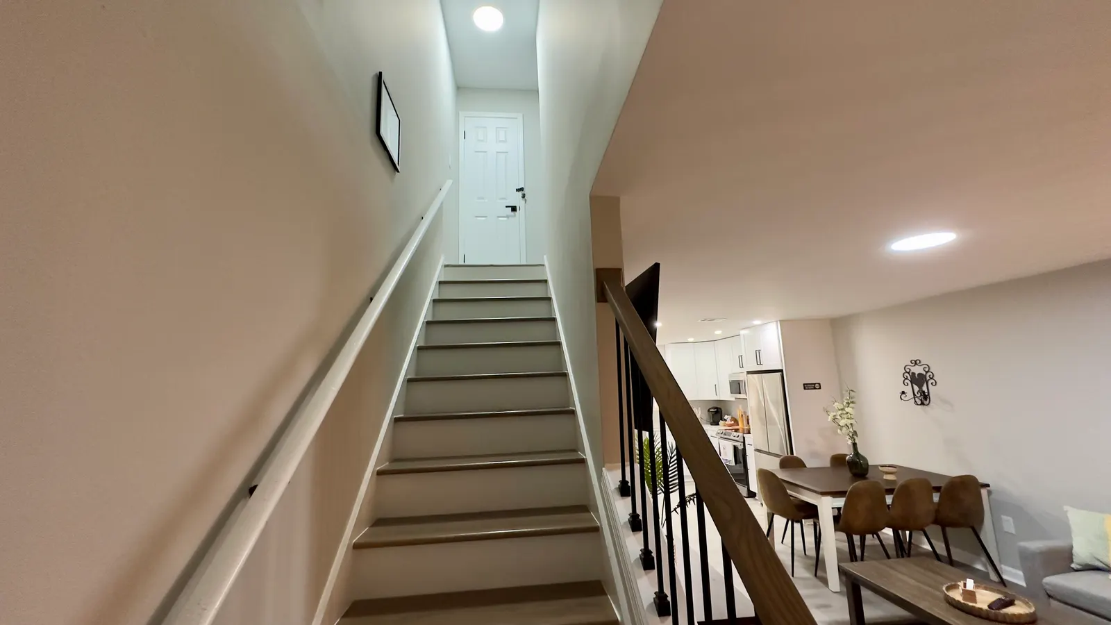 Serene Oakwood Townhouse 17