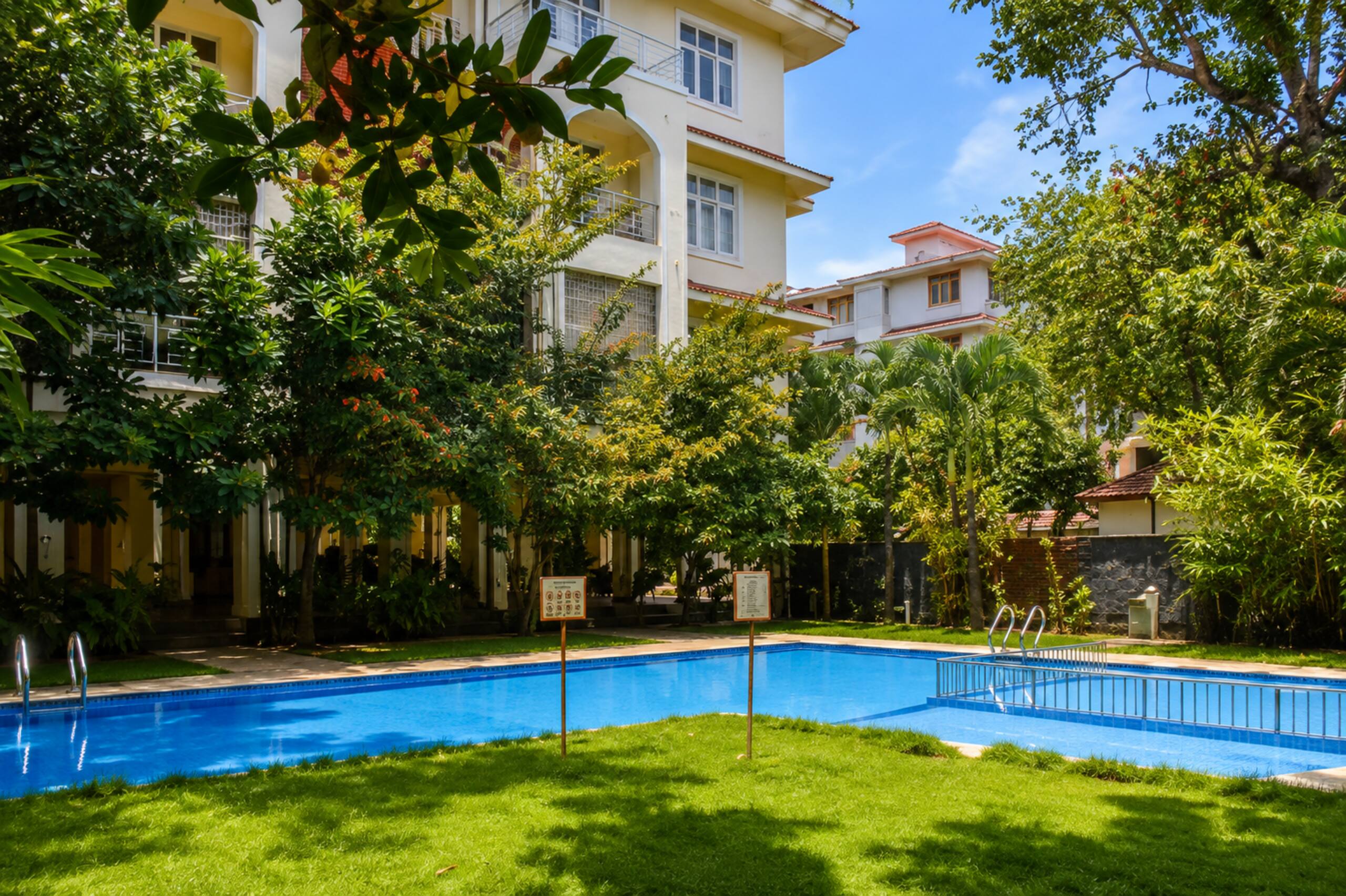 2BR Penthouse • Pool • Candolim 22