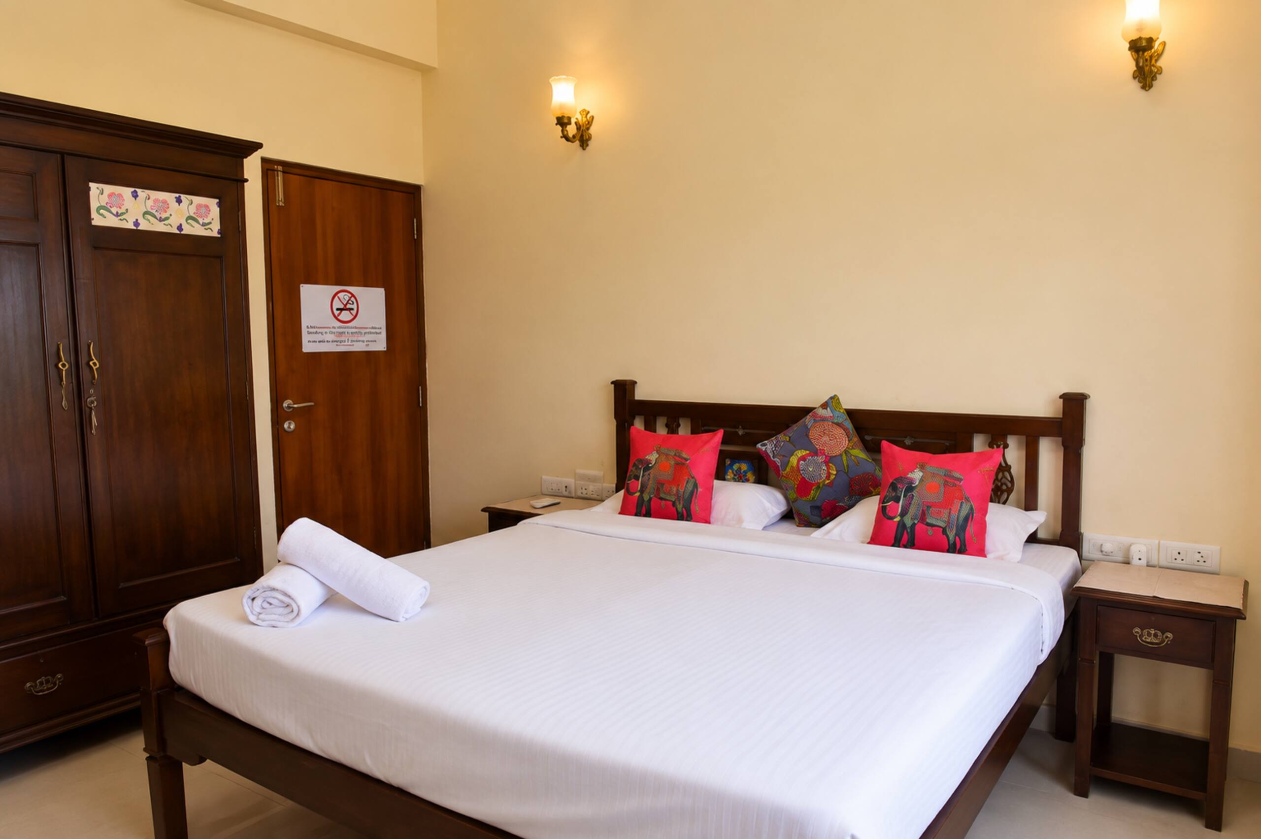 2BR Penthouse • Pool • Candolim 19