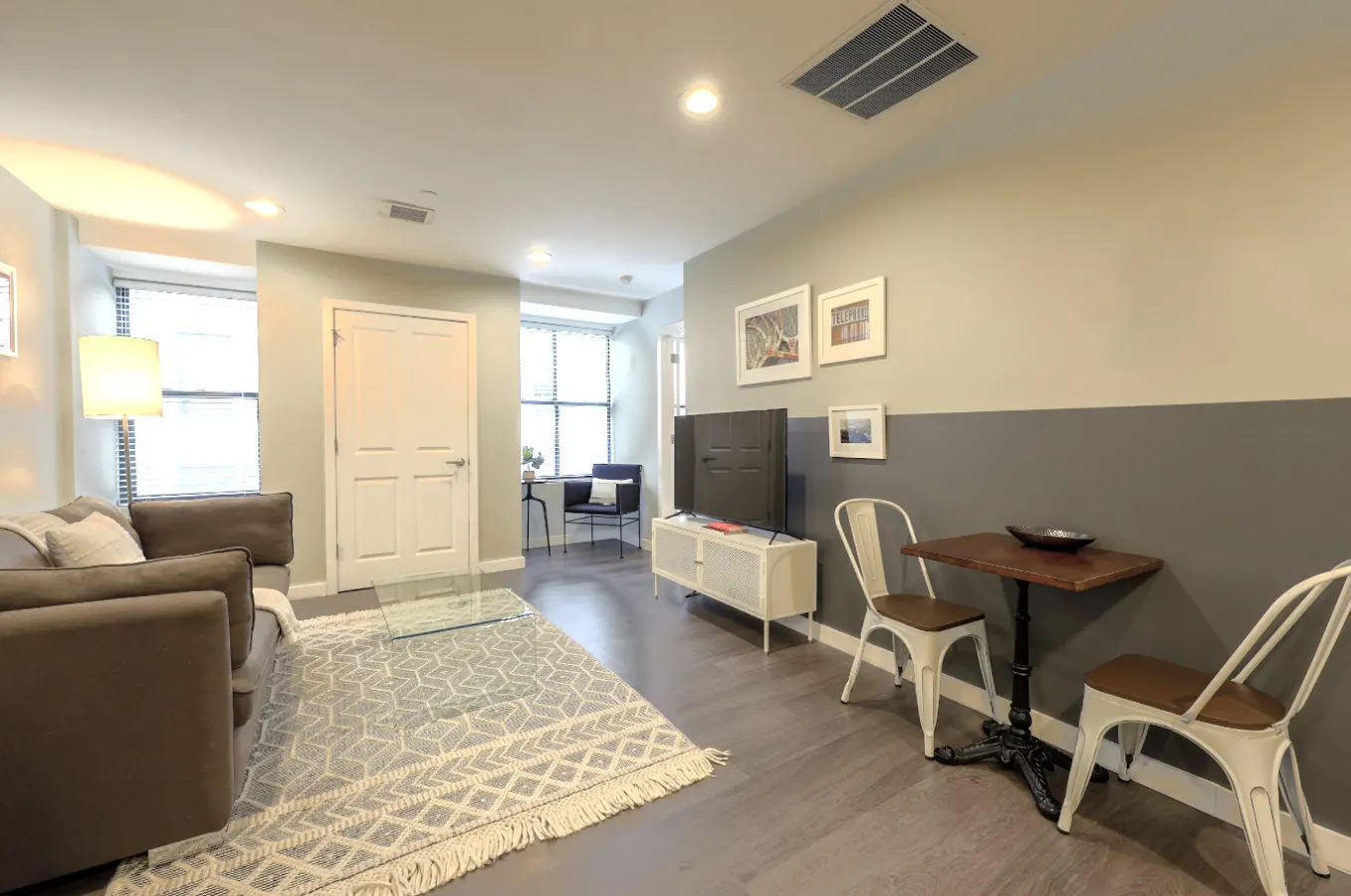 New! Lovely 1br FIDI District Keyless Entry 6