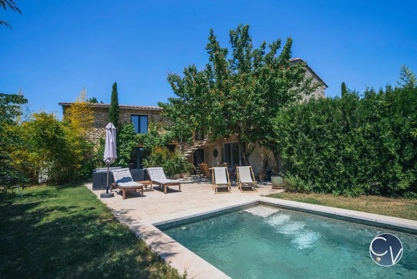 Charmant Mas Provençal avec piscine