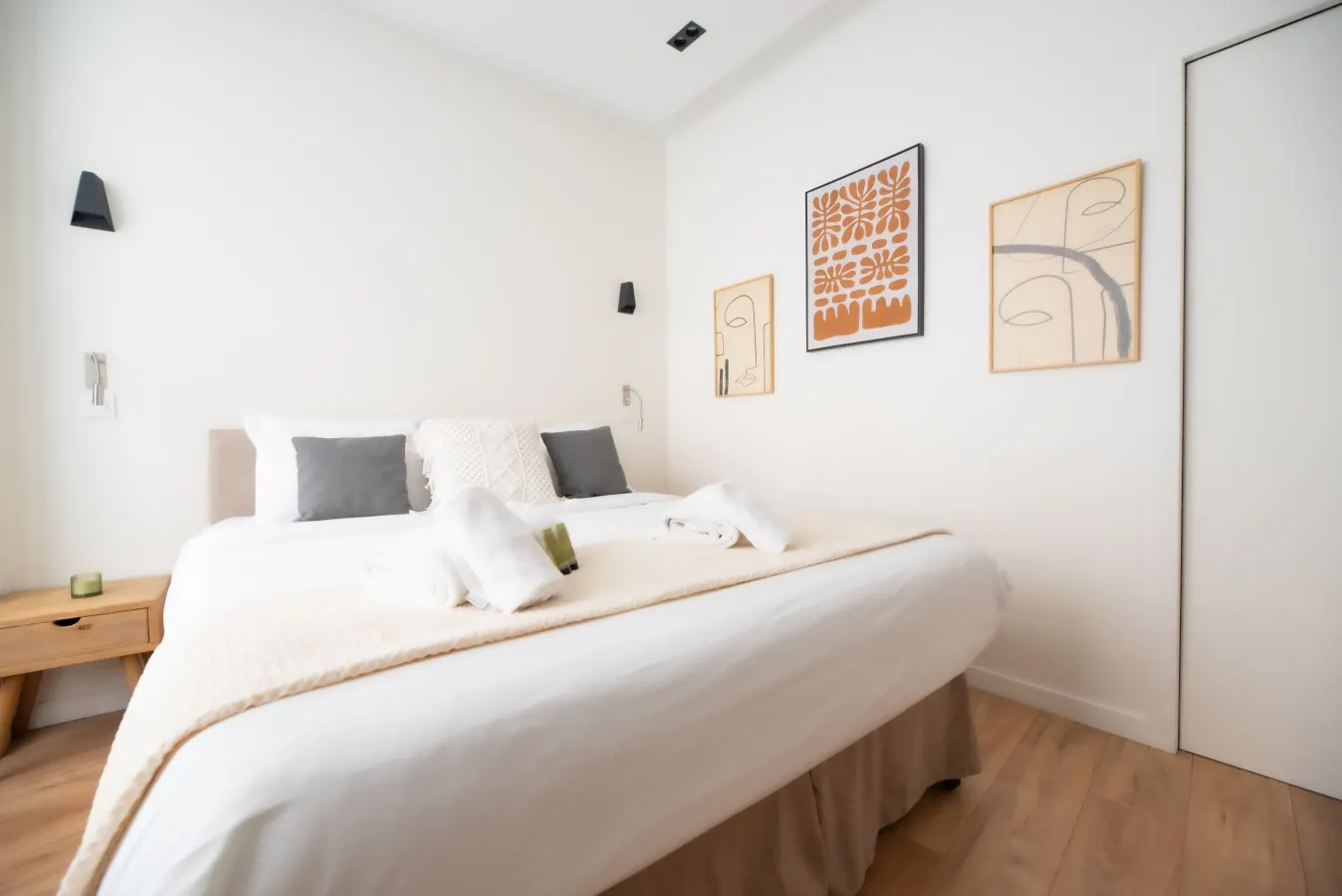1 bedroom#Canal St Martin#Eurostar 10