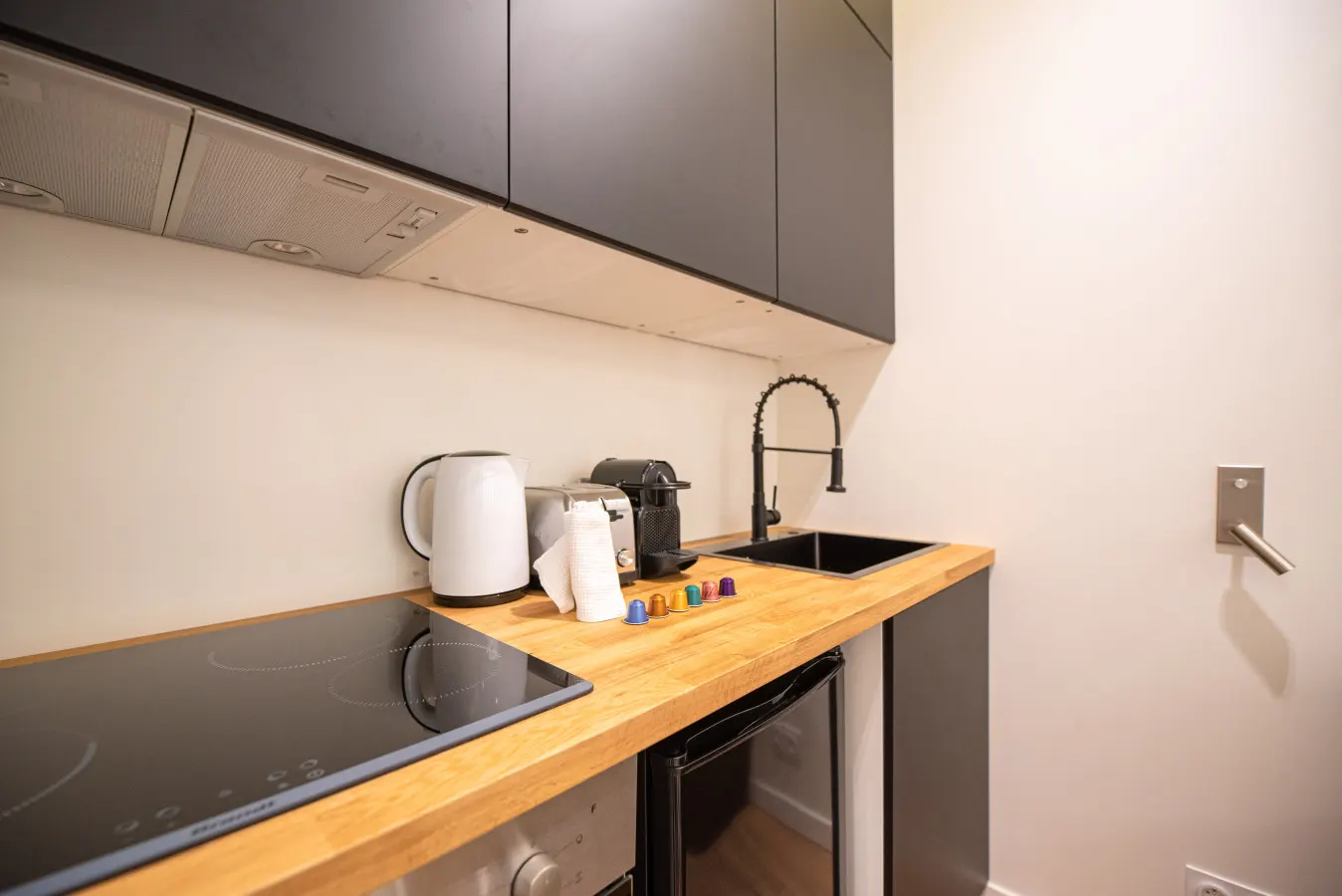 1 bedroom#Canal St Martin#Eurostar 16