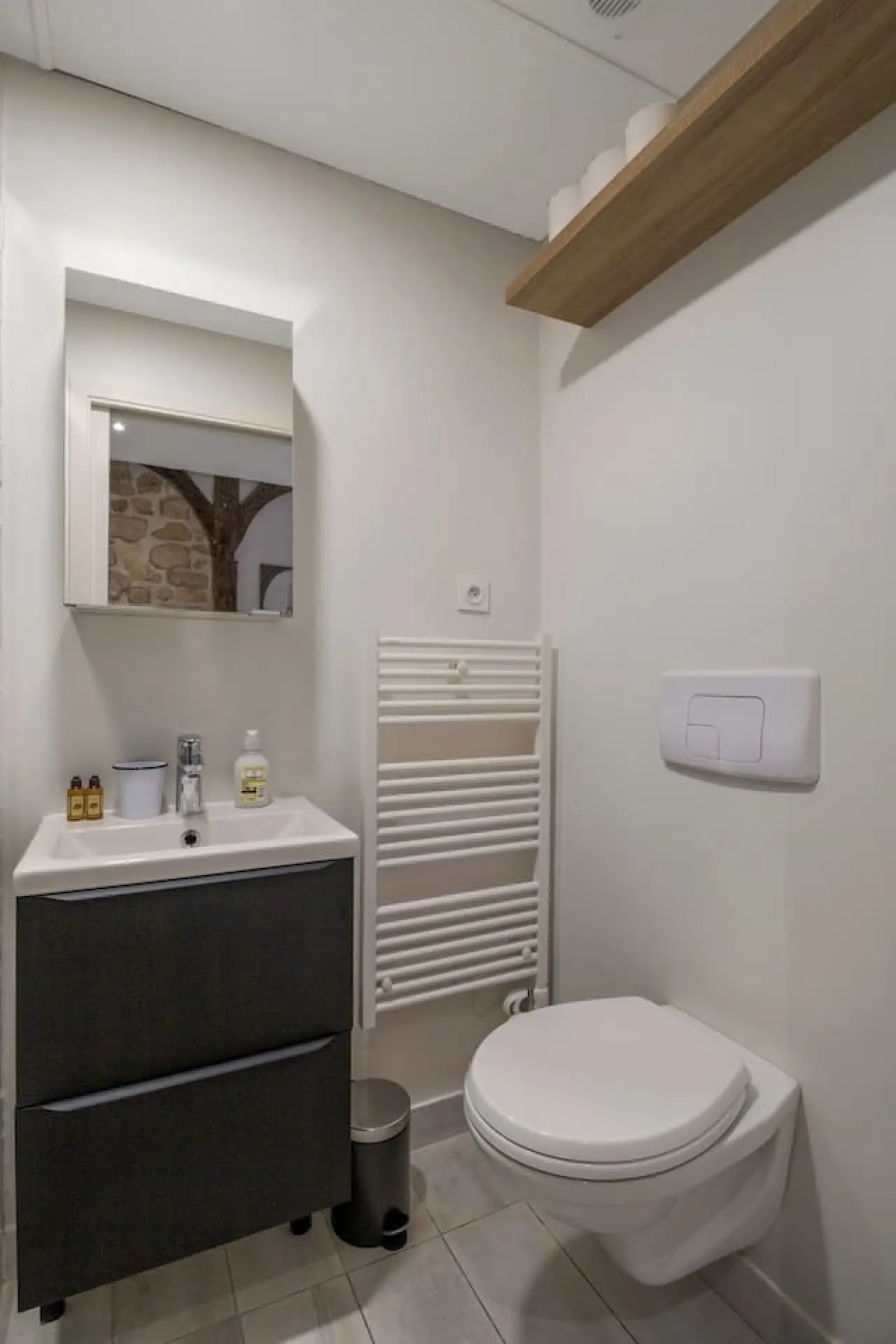 Typical Parisian Studio in Le Marais#4 pers 6