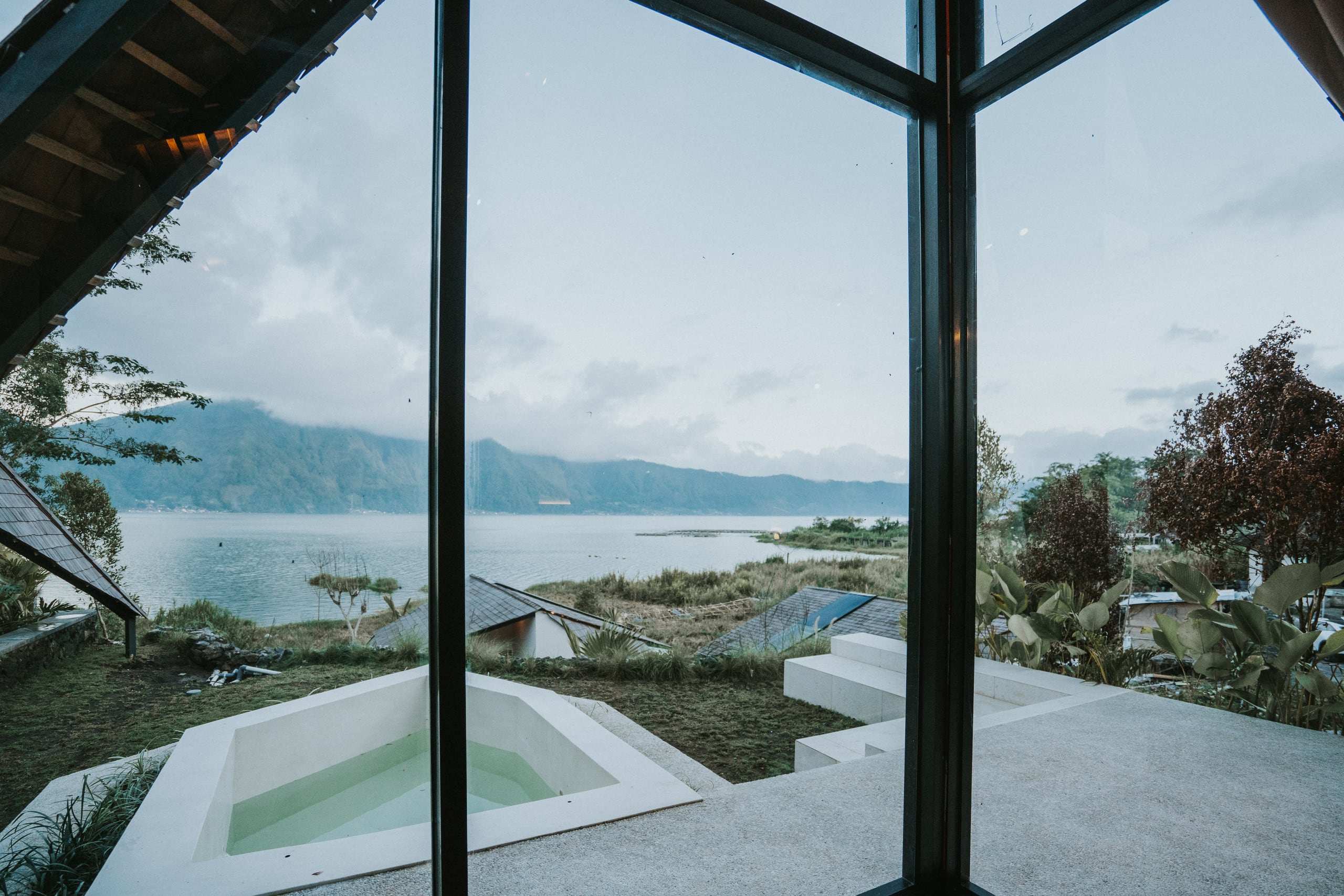 Skylake Suite - Panoramic Hot Spring & Lake View — photo 4