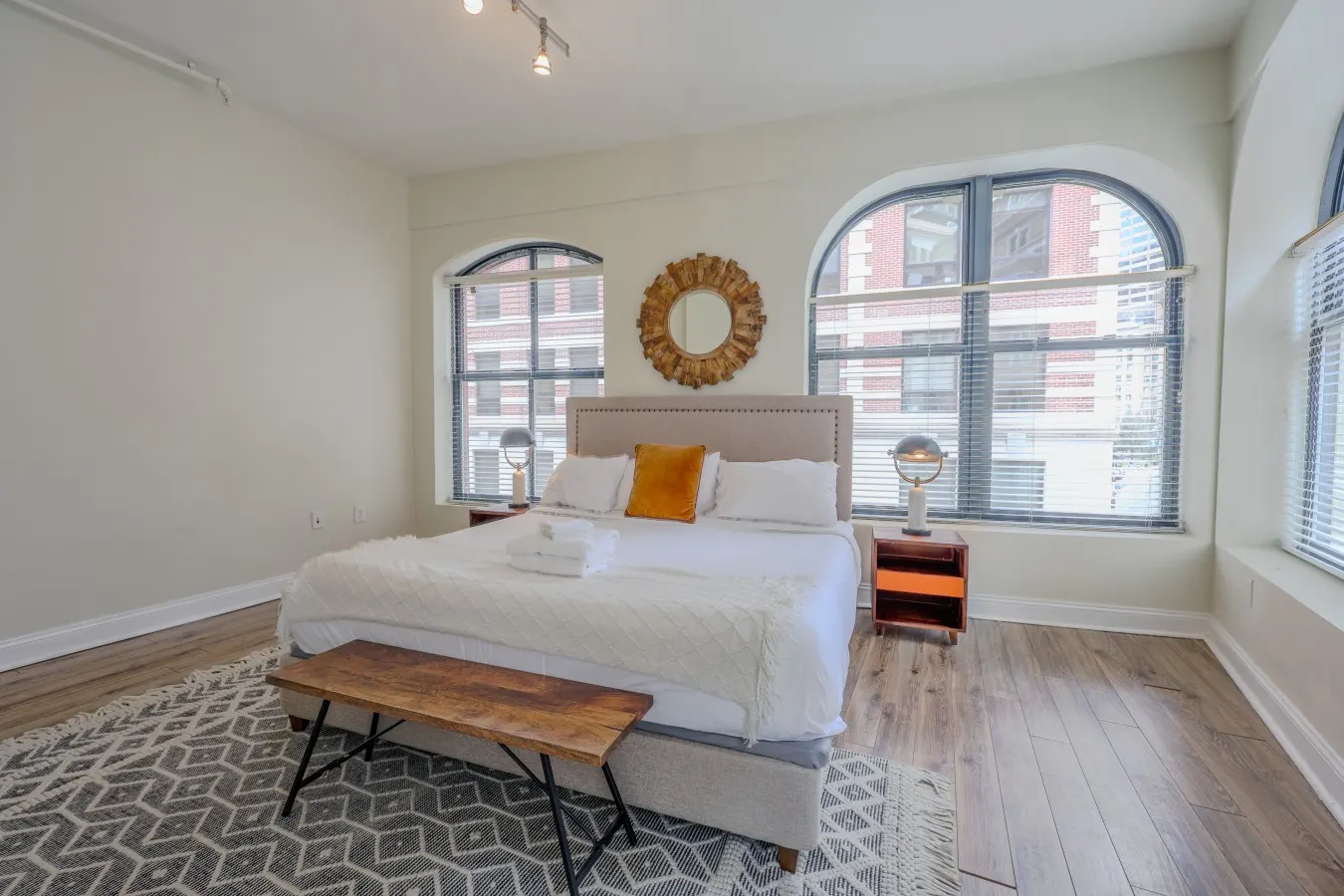 Cozy 2br in Boston FIDI District 7
