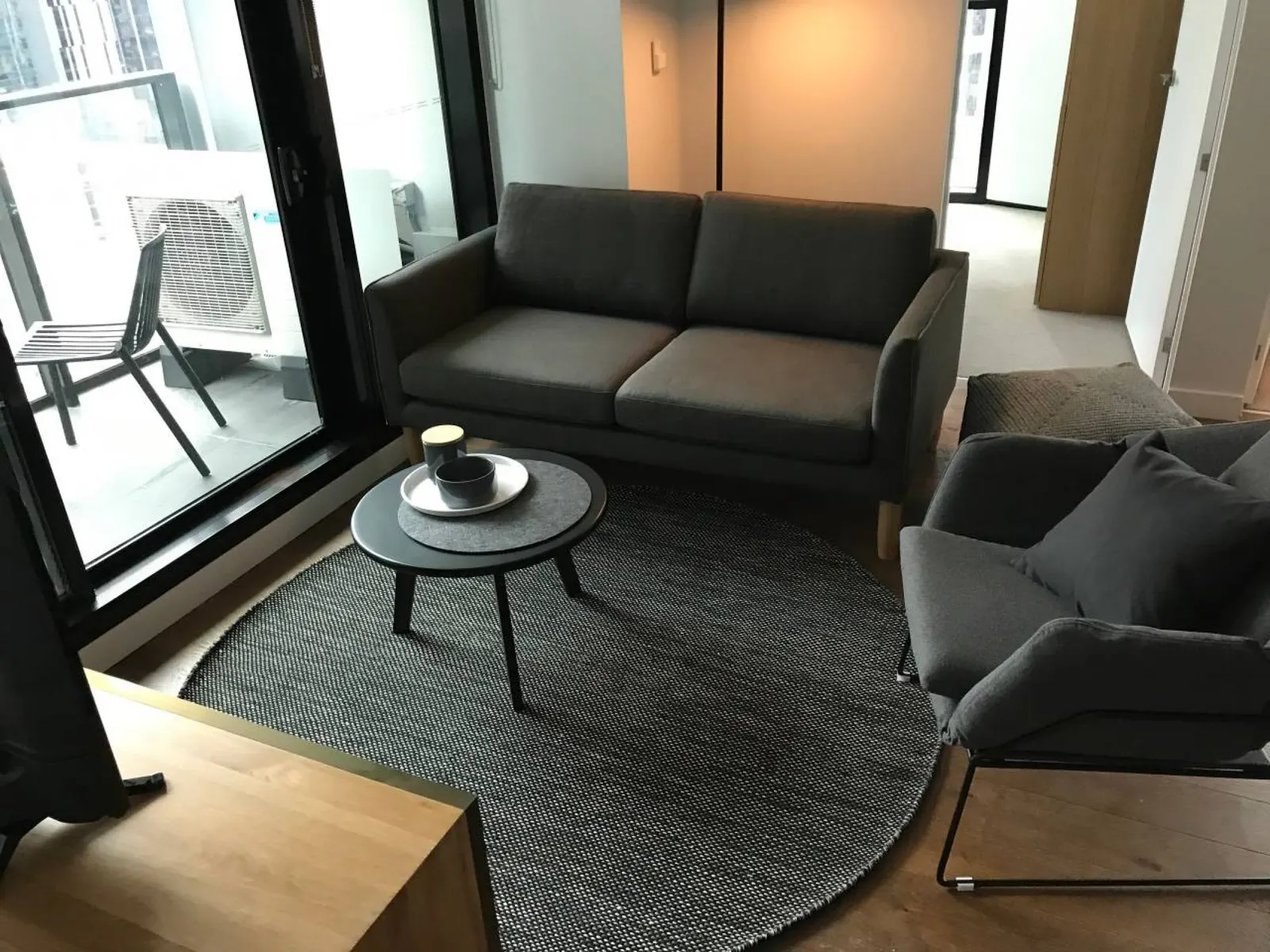 ReadySet Apartments on Lighthouse - 3 Bedroom Apartment L1 8