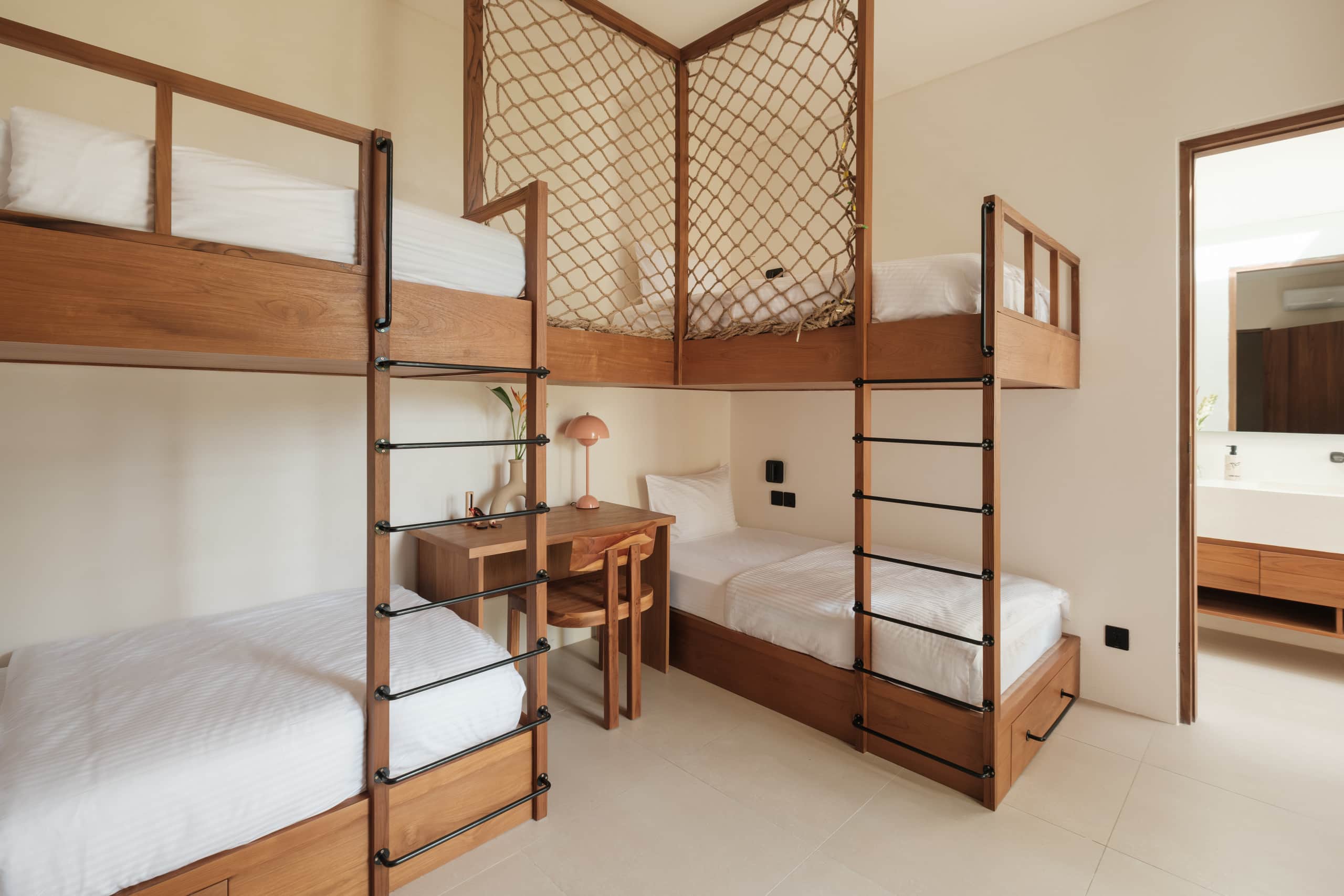 Manu Gede 5 Bedroom 13
