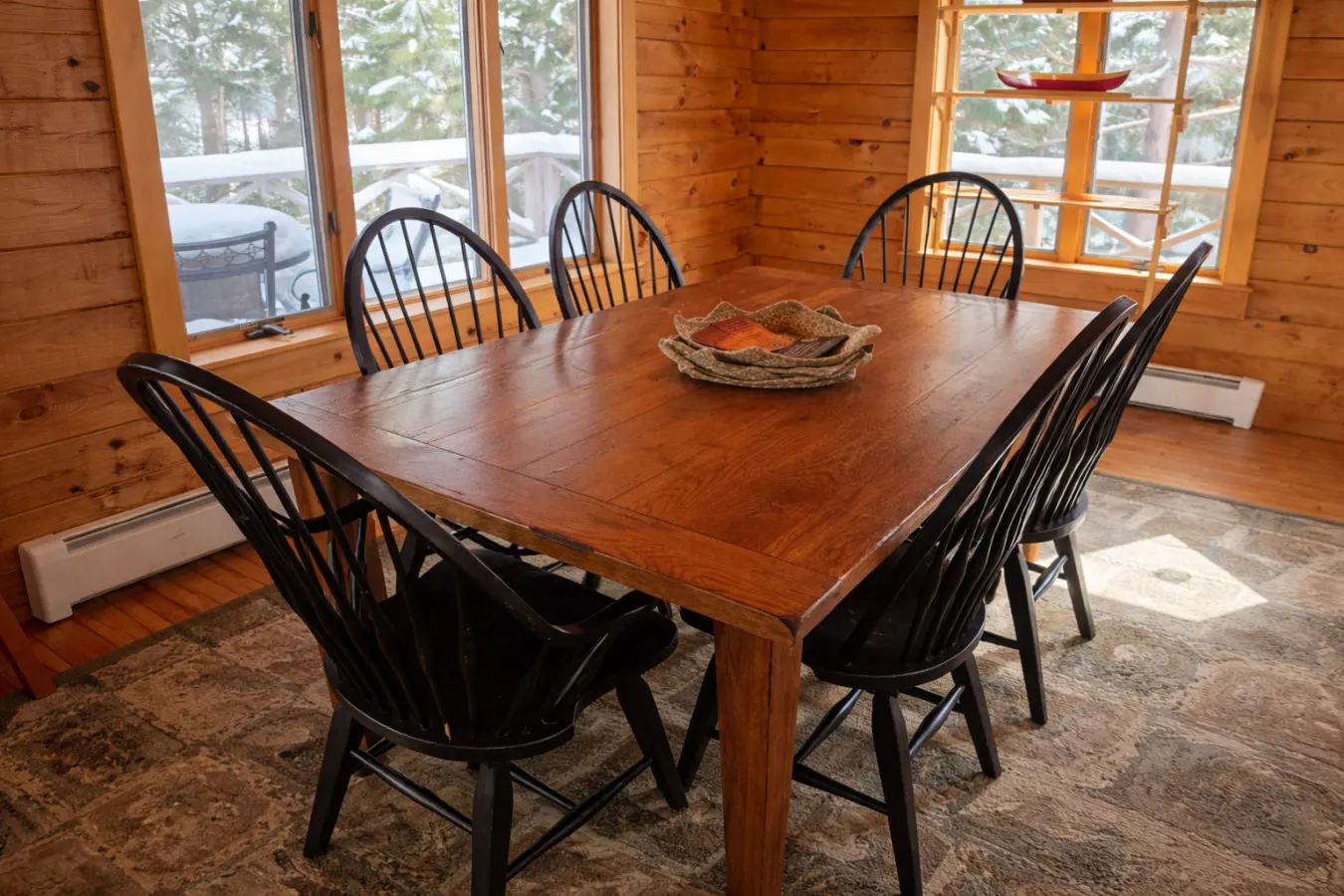 Hartford's Point Lodge Spacious Log Cabin *Perfect for families* 8