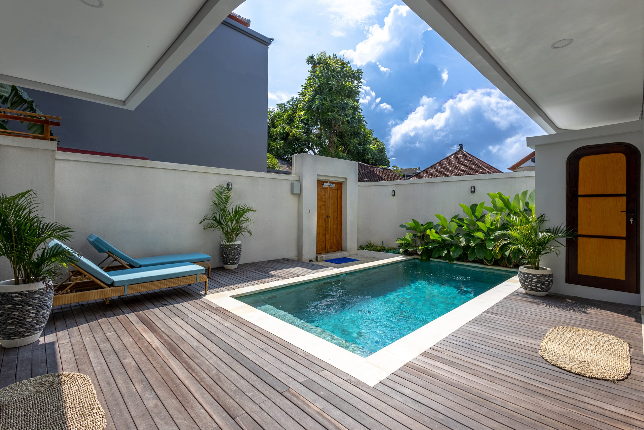 Sunset Sari 4BR Villa In Legian 400m To The Beach — photo 3