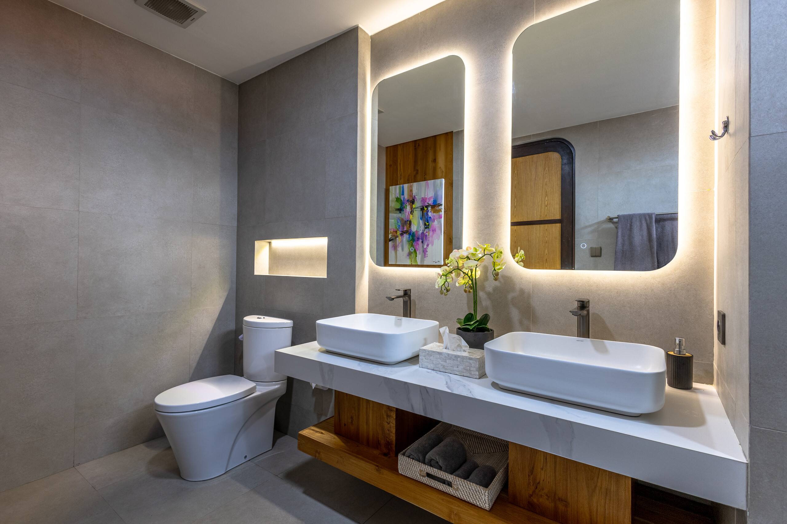 Sunset Sari 4BR Villa In Legian 400m To The Beach 30