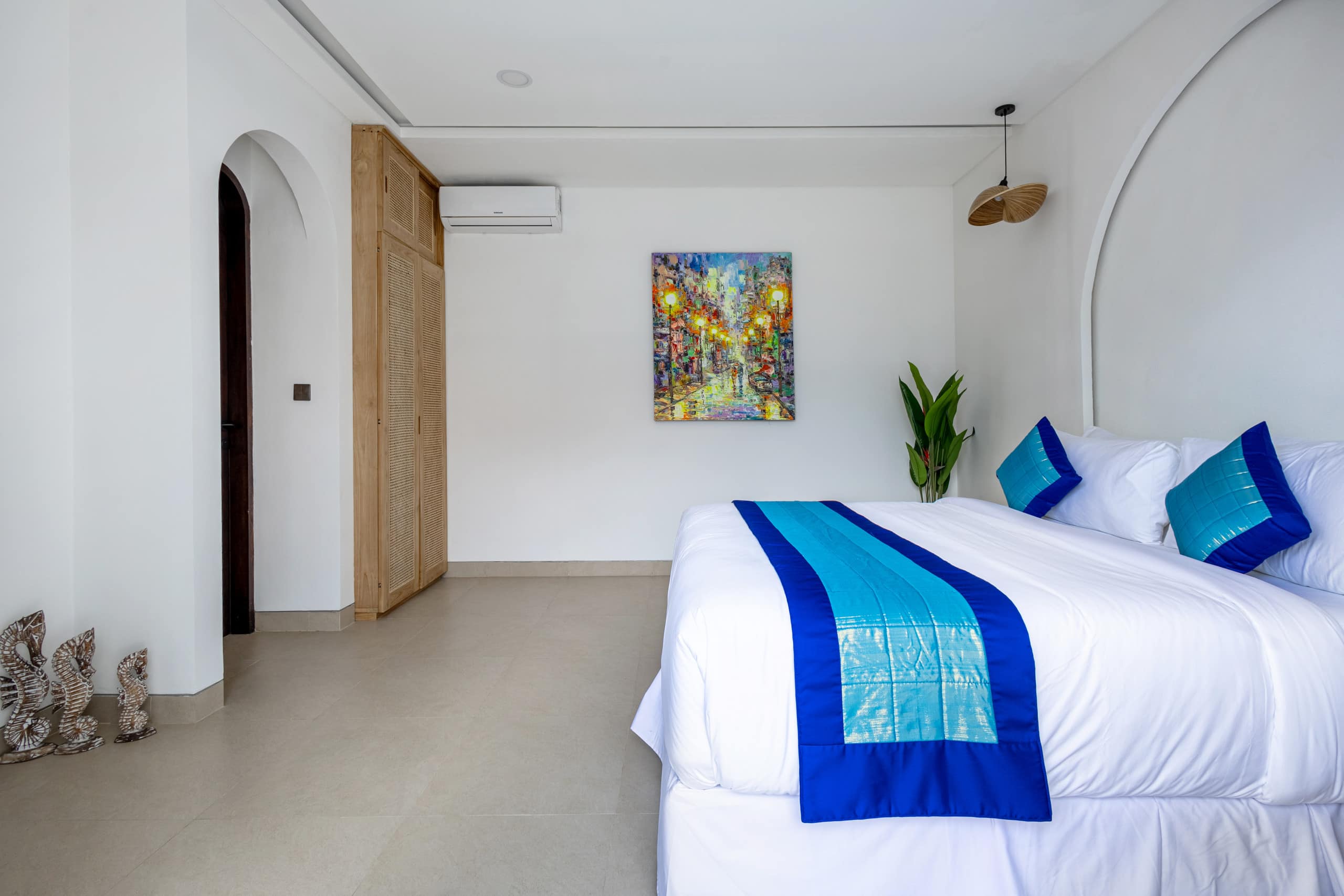 Sunset Sari 4BR Villa In Legian 400m To The Beach 21