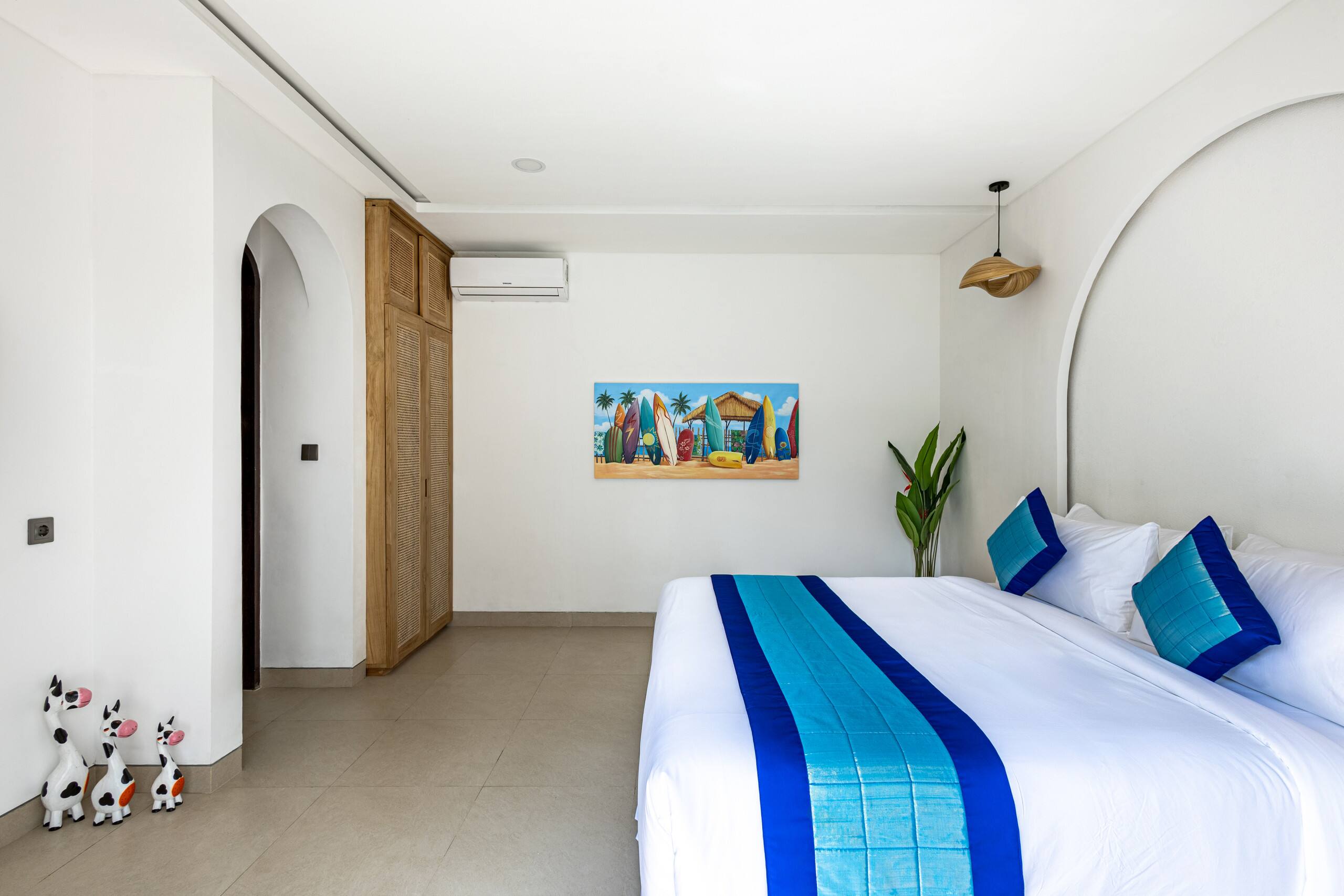 Sunset Sari 4BR Villa In Legian 400m To The Beach 12