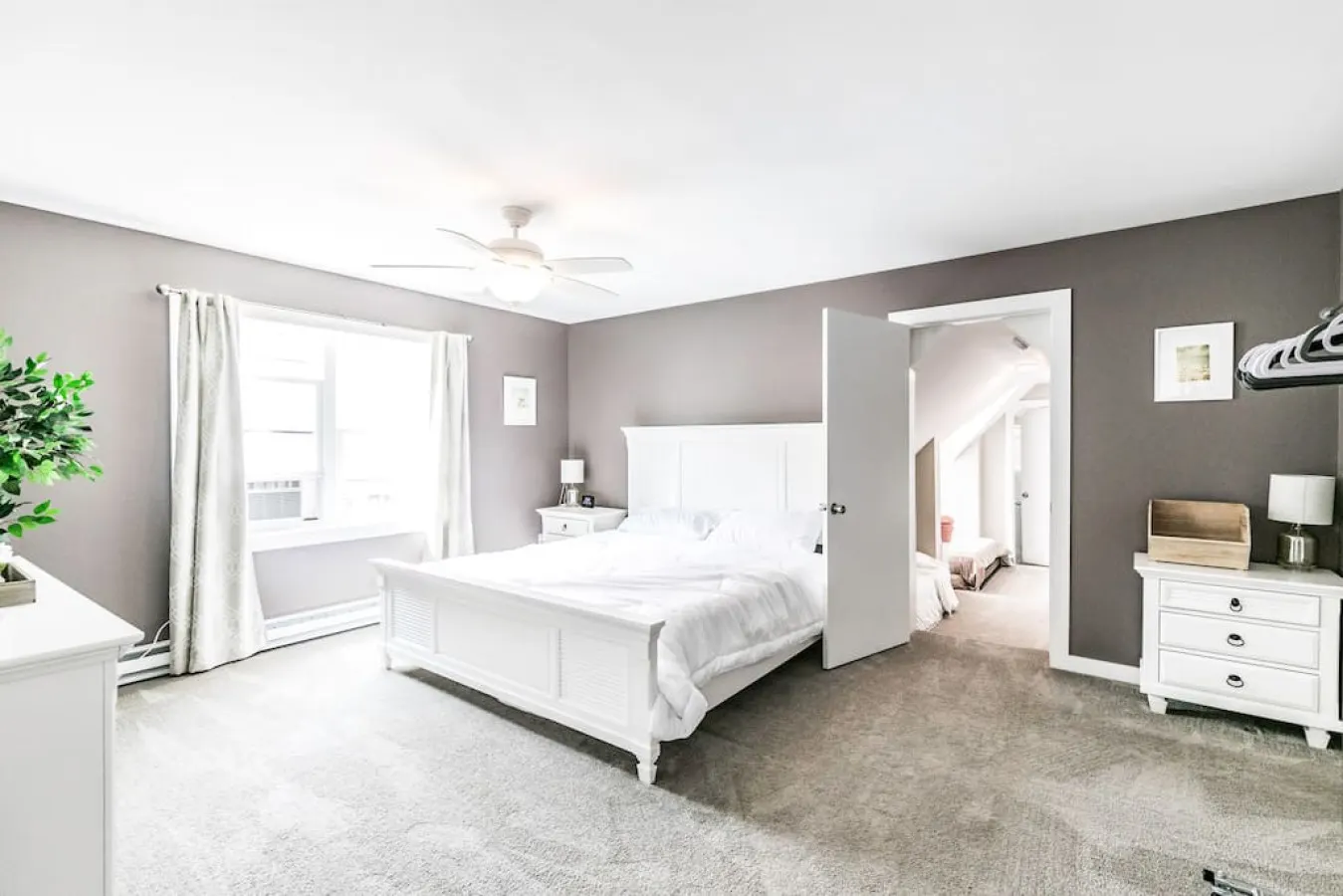 Blue Heron | Family Home by Sylvan Beach | Sleeps 12 — photo 3