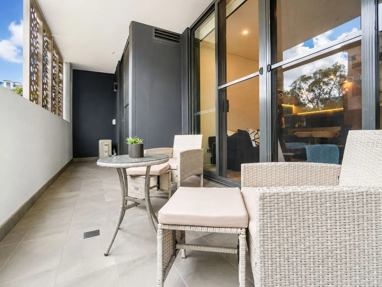 Macquarie Park 2BR Apt Near Metro & Shops — photo 5