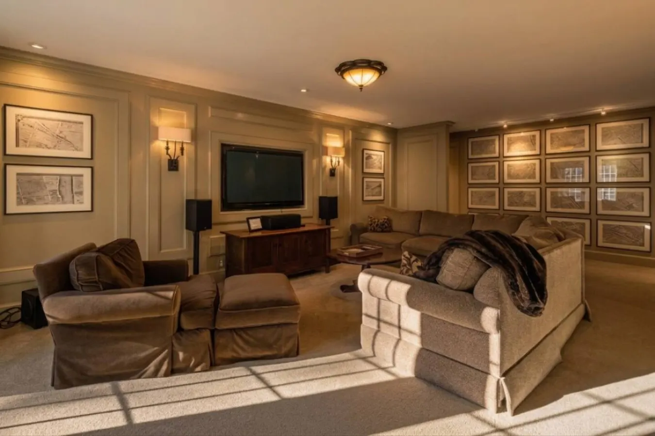 Cozy, Quiet, Hot Tub in Grove Park Neighborhood