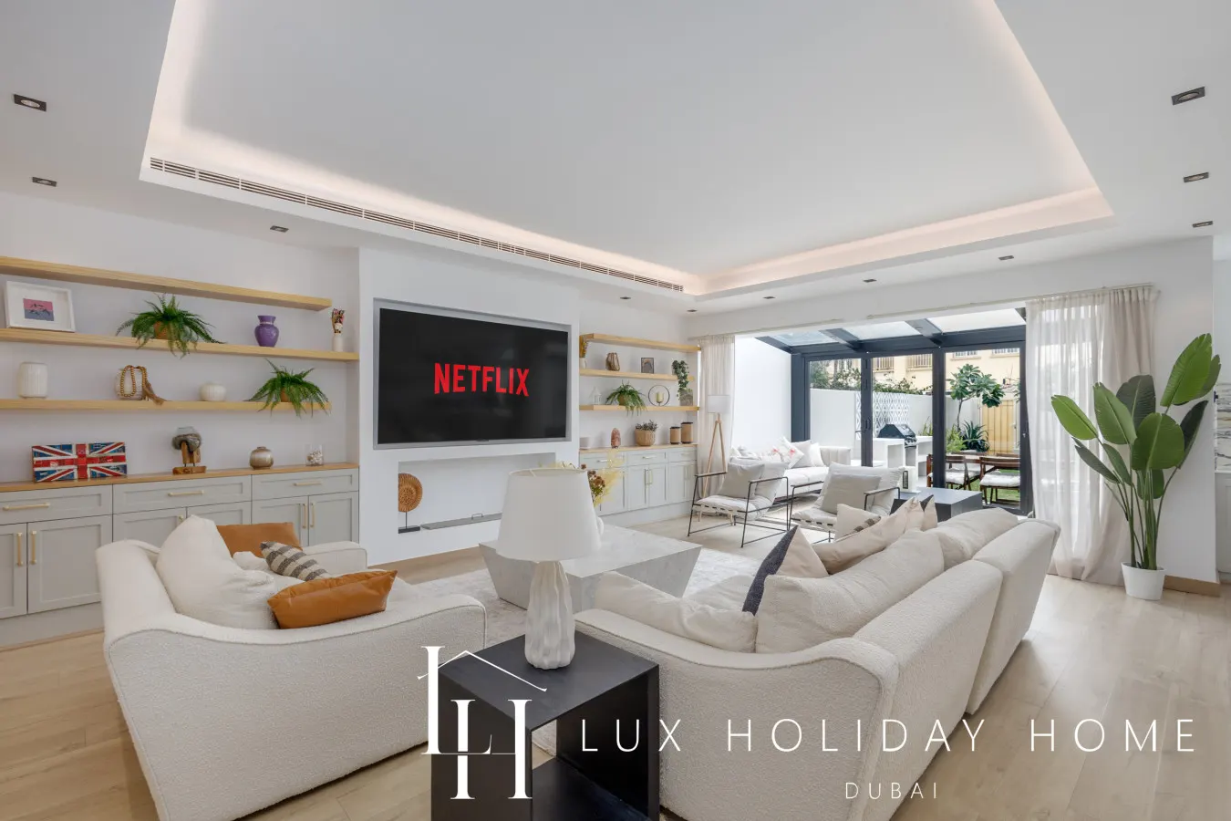 LUX | The Serene Springs Villa — photo 2