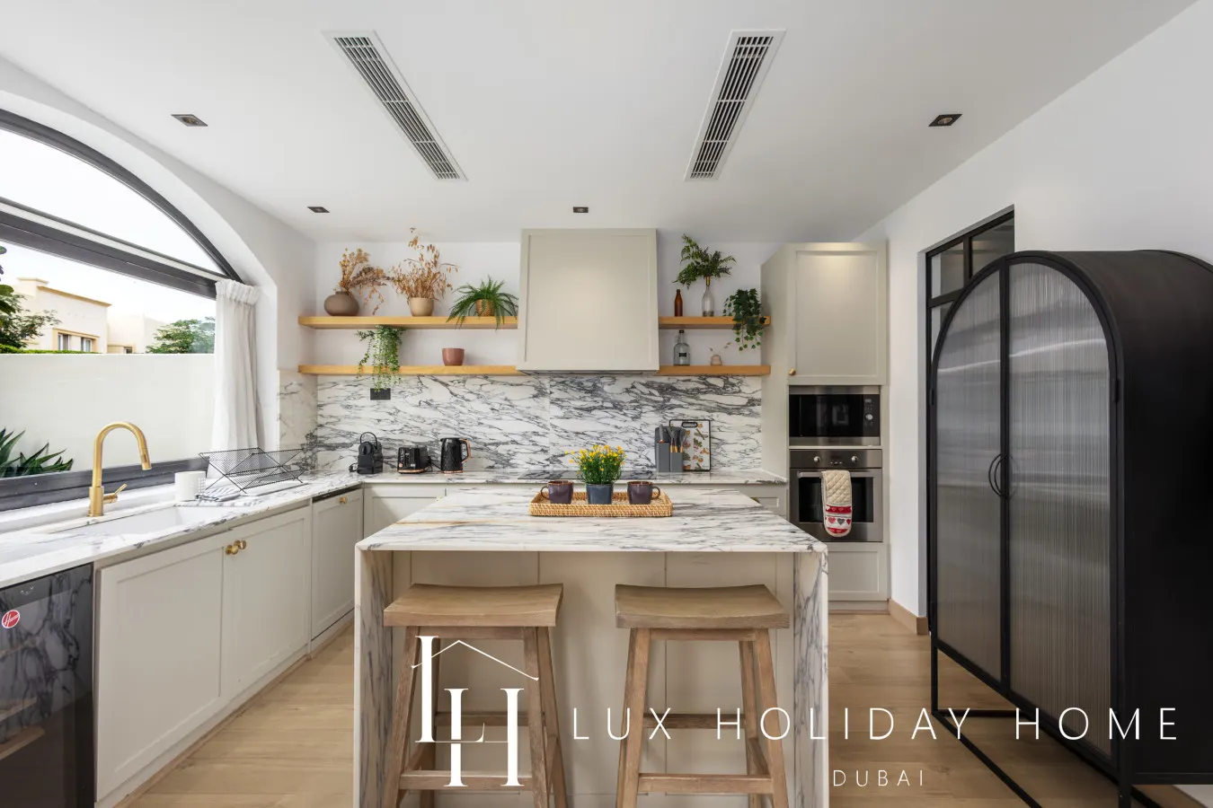 LUX The Serene Springs Villa 12