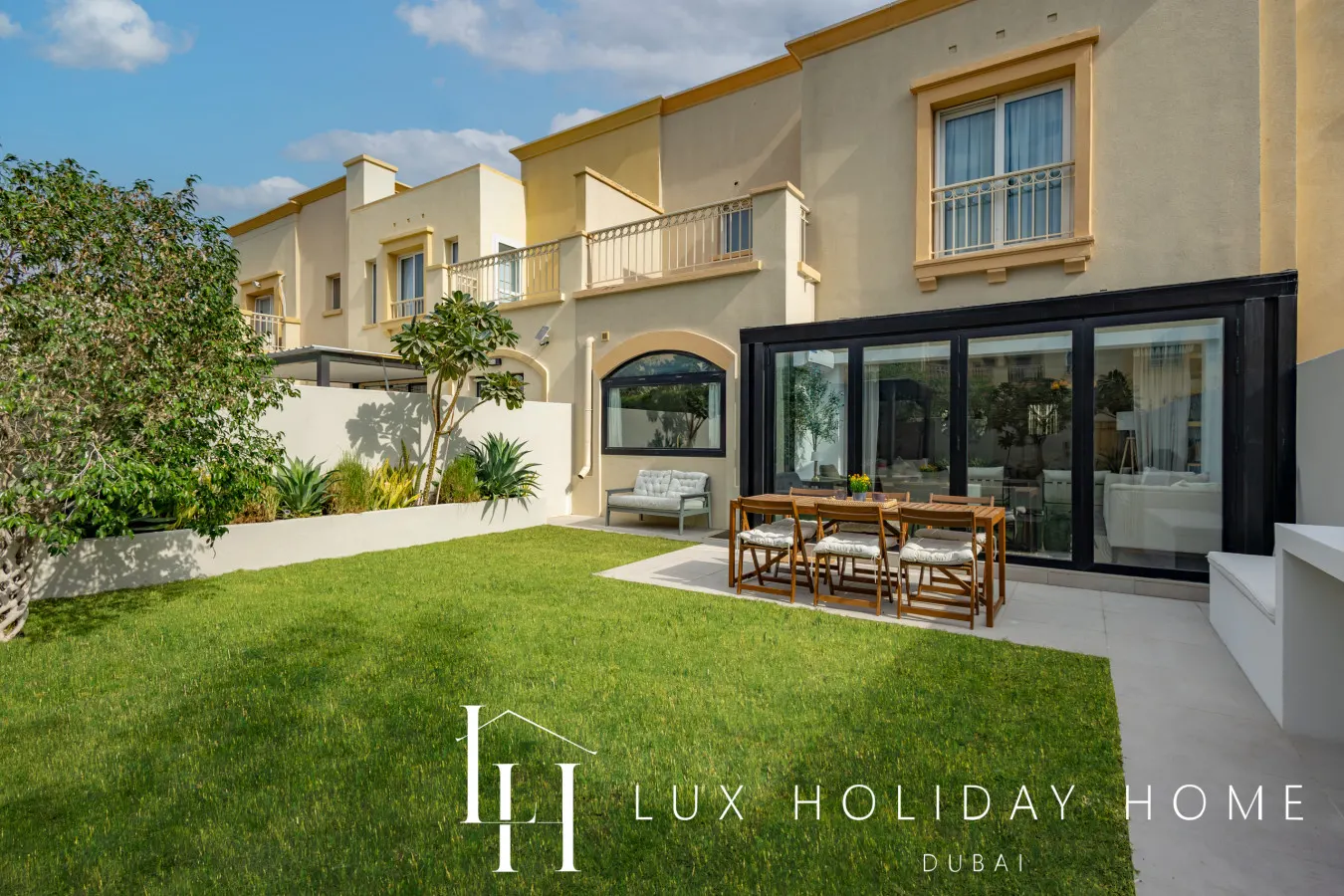 LUX The Serene Springs Villa 14