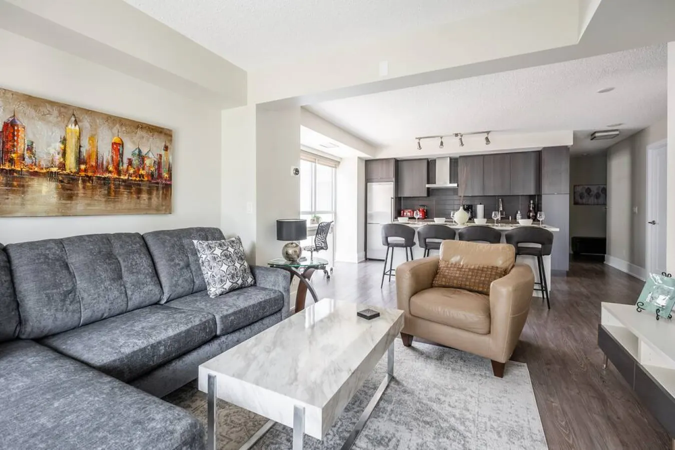 Upscale 2BR Condo Luxury Living Free Parking 2