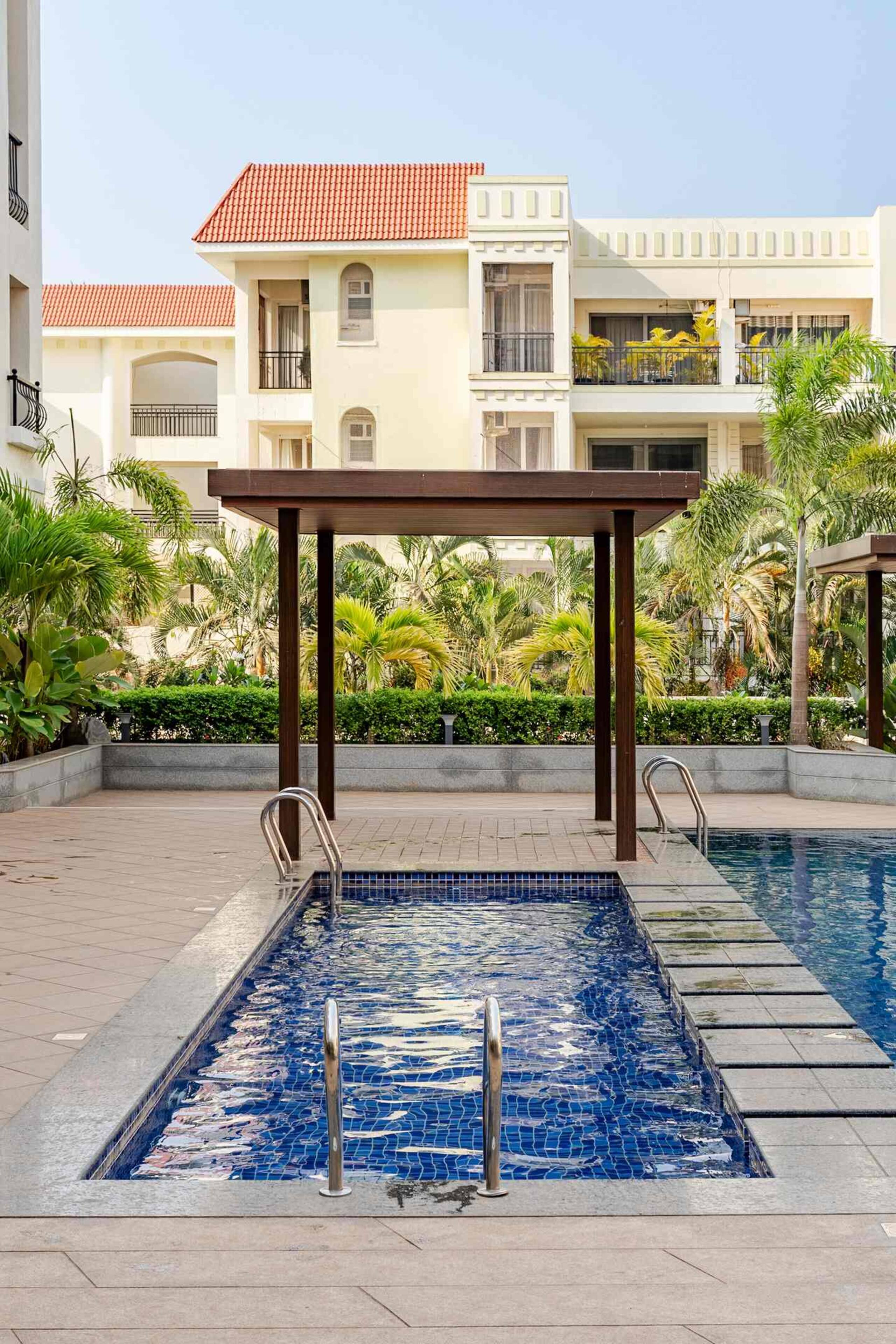 Casa Blues-Studio w Pool, Gym & wifi in North Goa 26