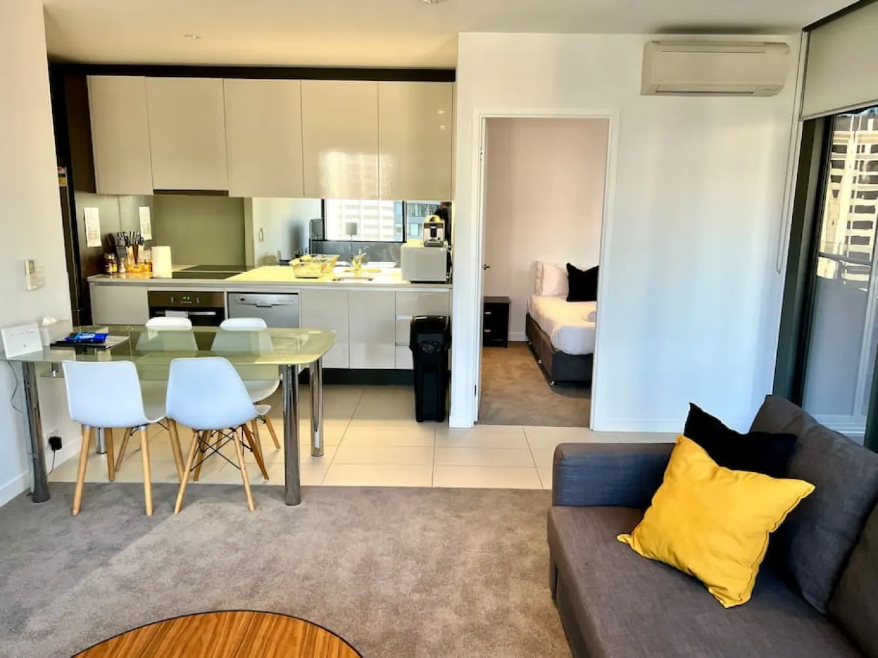 Downtown Deluxe - 2 BR x 2 Apartment - U5&U9 2